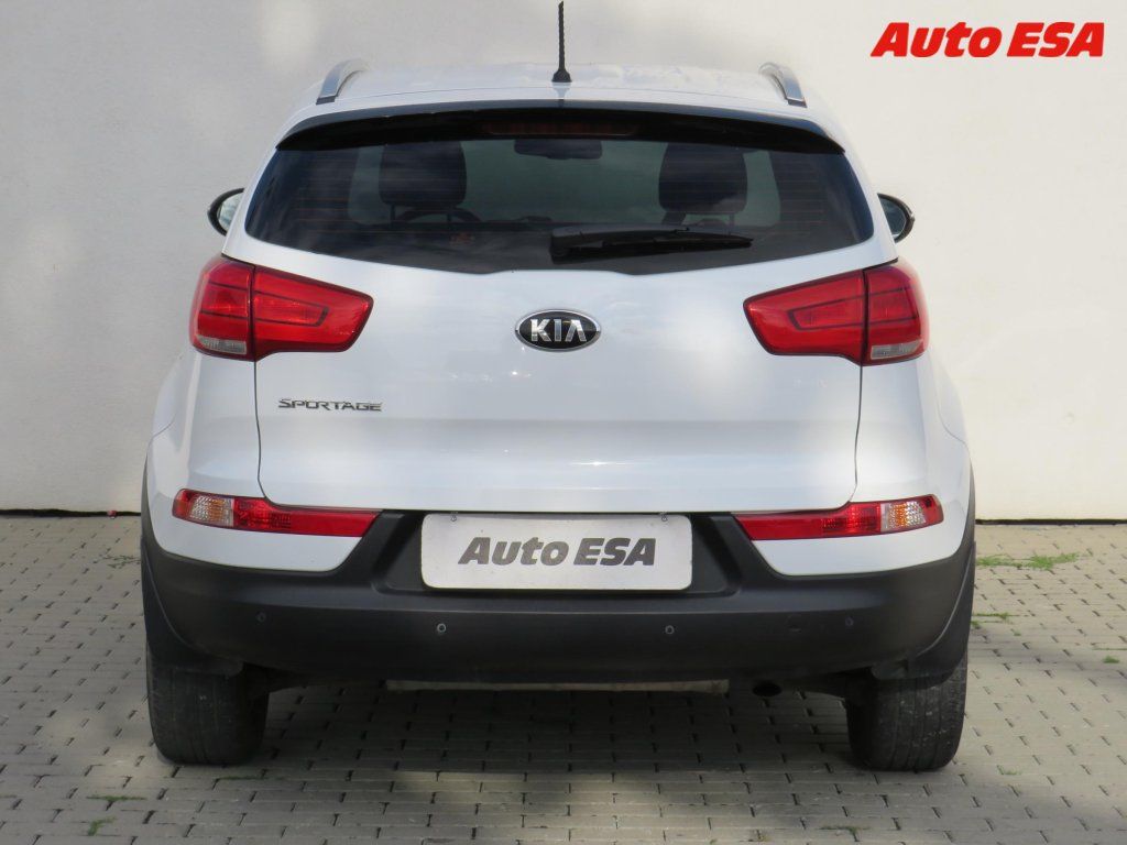 Kia Sportage, 1.6GDi,2.maj,ČR,AC - fotka 5