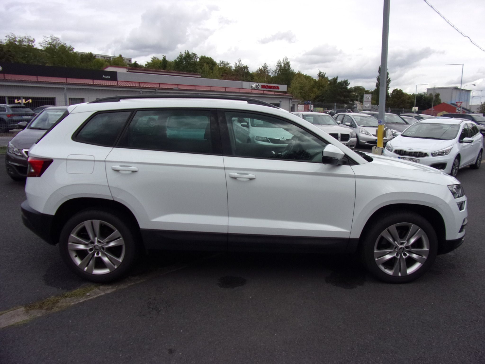 Škoda Karoq, 1,0 TSI 85kW - fotka 2