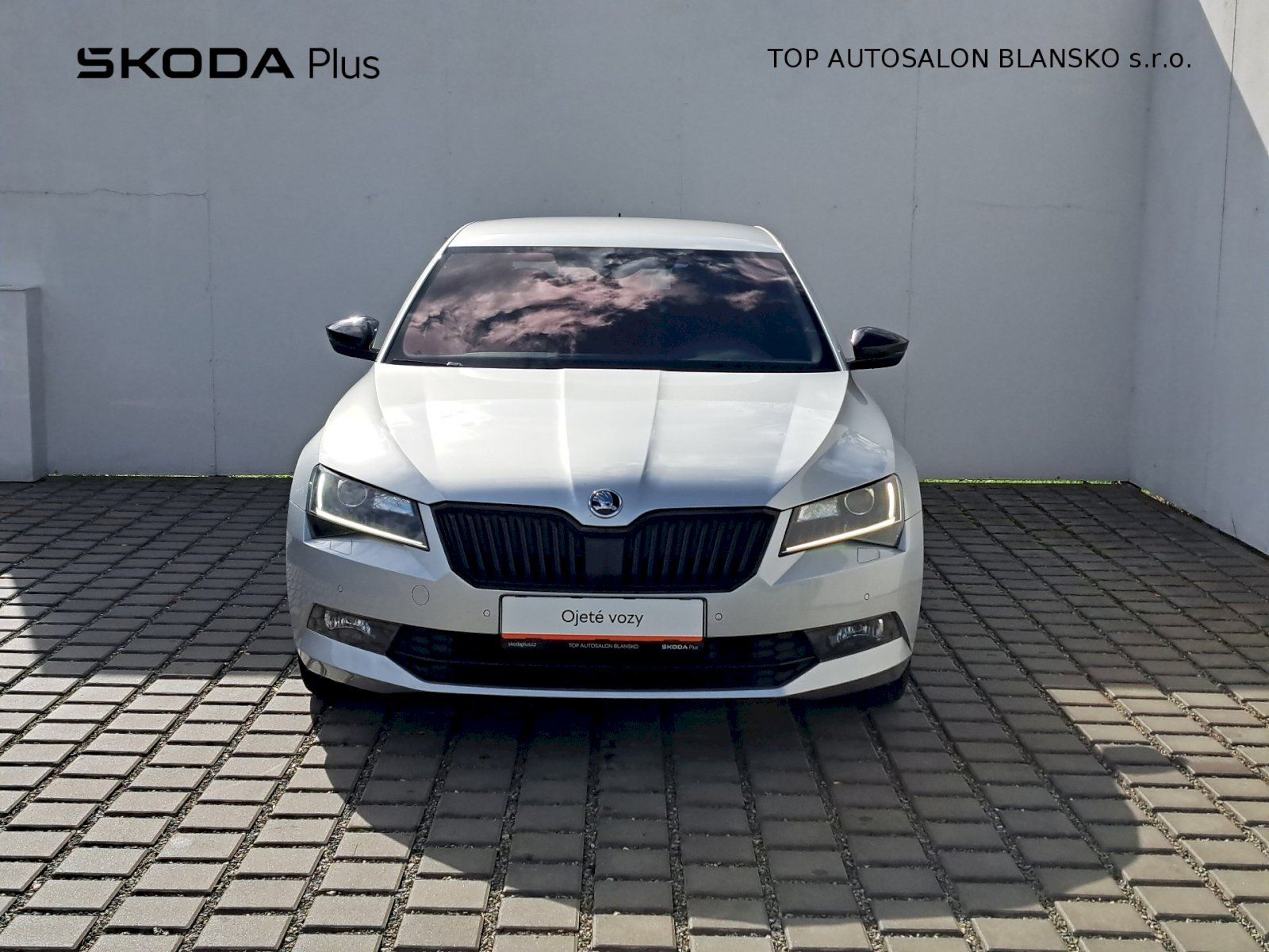 Škoda Superb, 2,0TDI 140kW 4x4 DSG SportLine - fotka 4