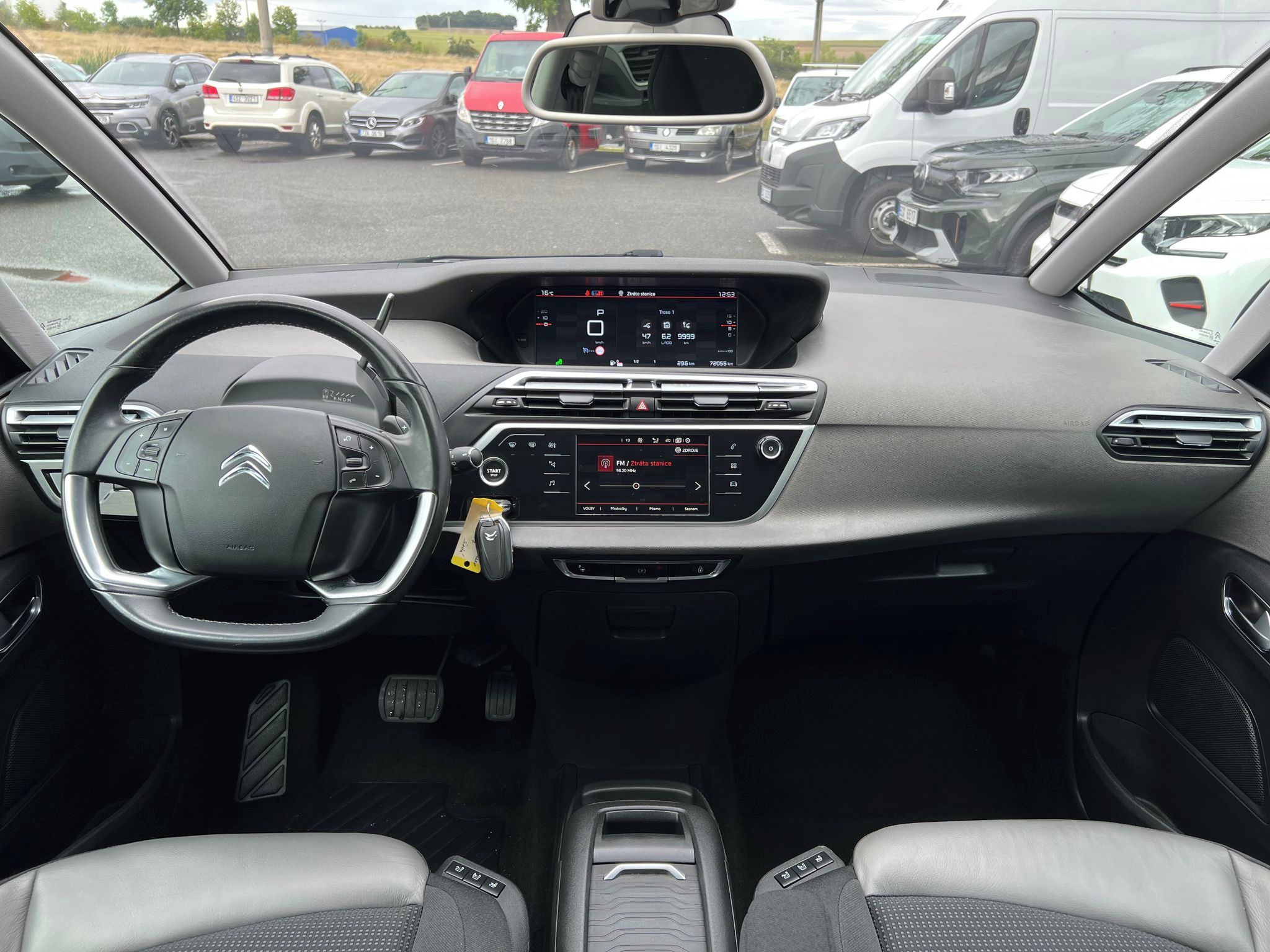 Citroën Grand C4 Picasso, 1.2 130k 7MÍST ZÁRUKA SERVIS - fotka 3