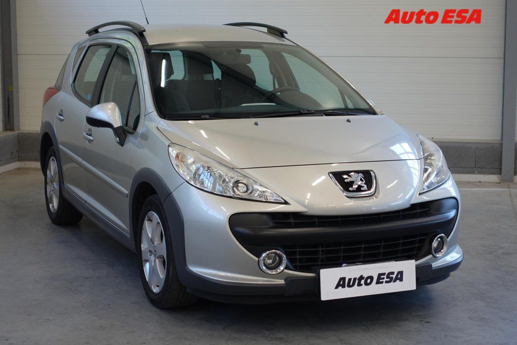 Peugeot 207, 1.4i,ČR,AC,park.čidla
