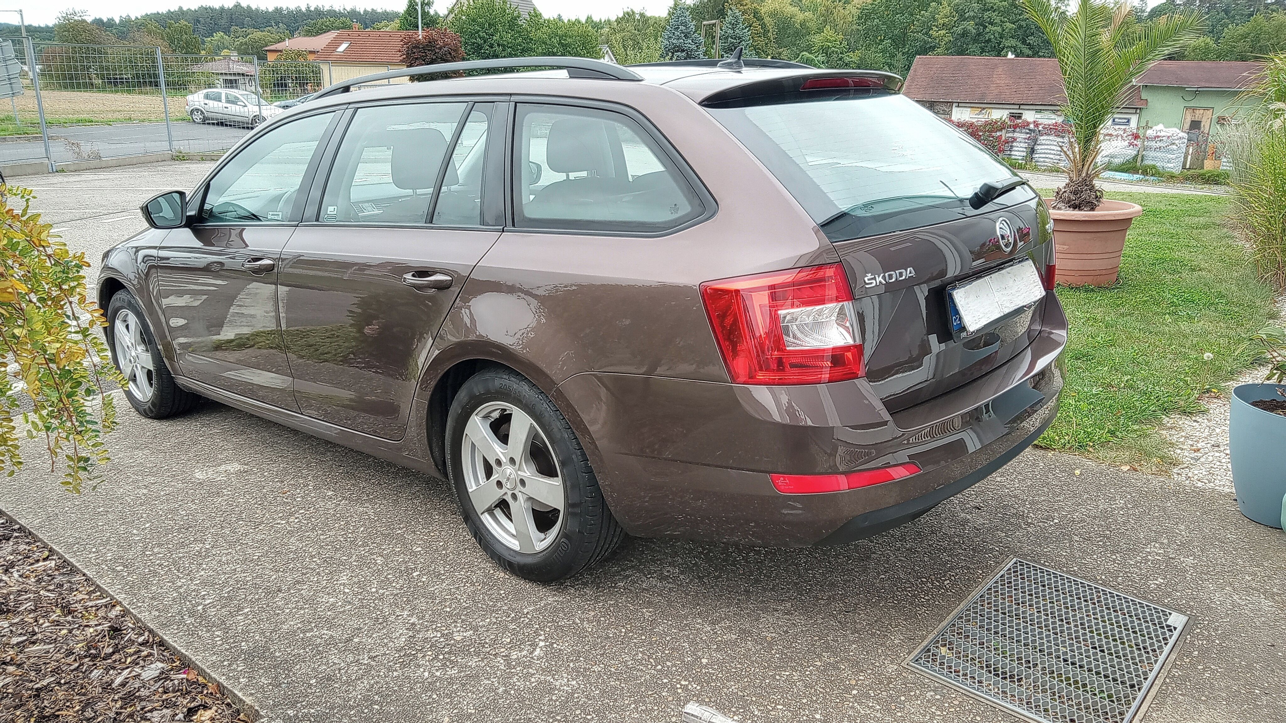 Škoda Octavia, 1.MAJITEL,SERVISOVÁNO - fotka 4
