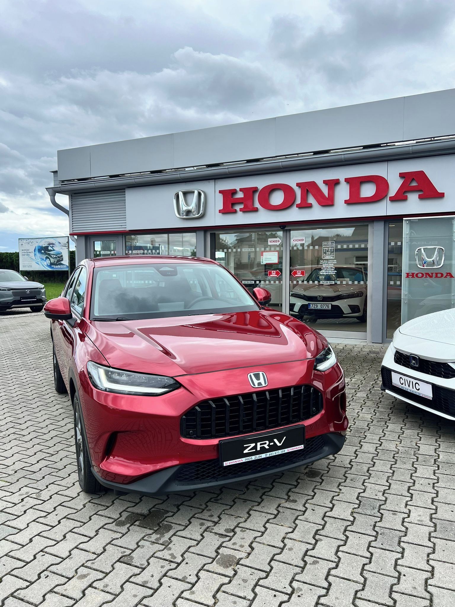 Honda ZR-V, 2.0 e:HEV ELEGANCE - fotka 2