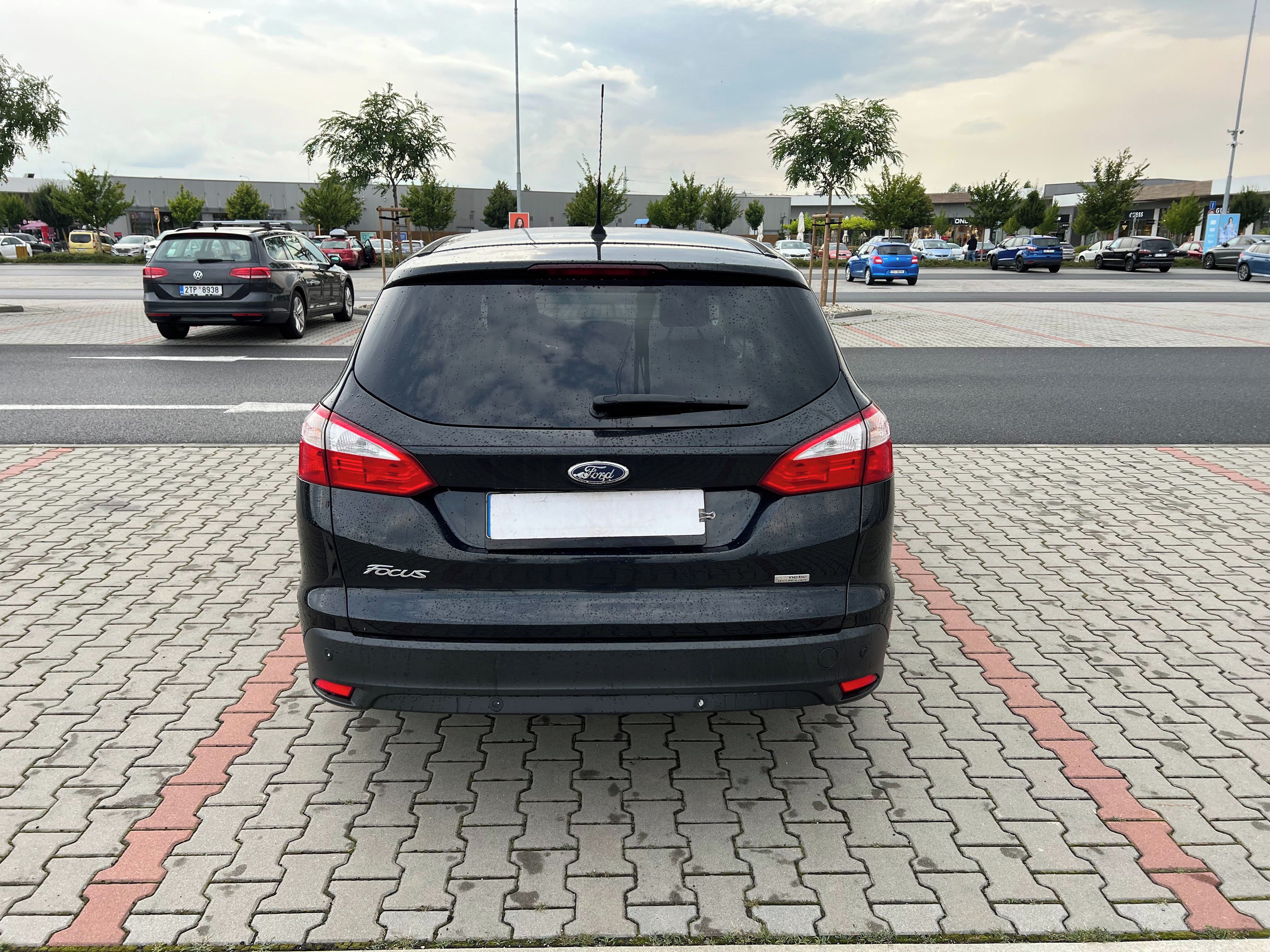 Ford Focus, 1.6 TDCi 77kw digi klima NAVI - fotka 4