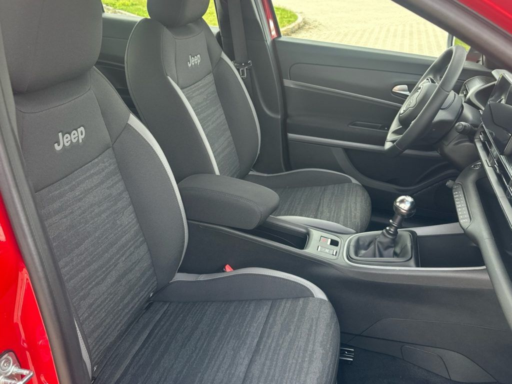 Jeep Avenger, Longitude 1.2 Turbo 100k MT6 - fotka 6