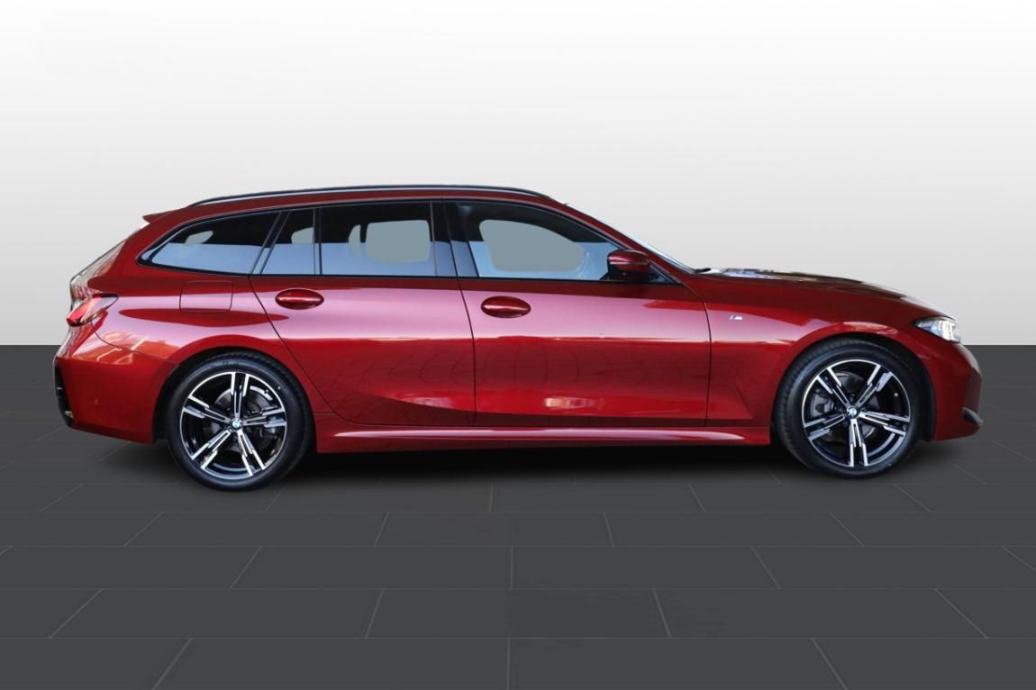 BMW Řada 3, 320d xDrive Touring - fotka 4
