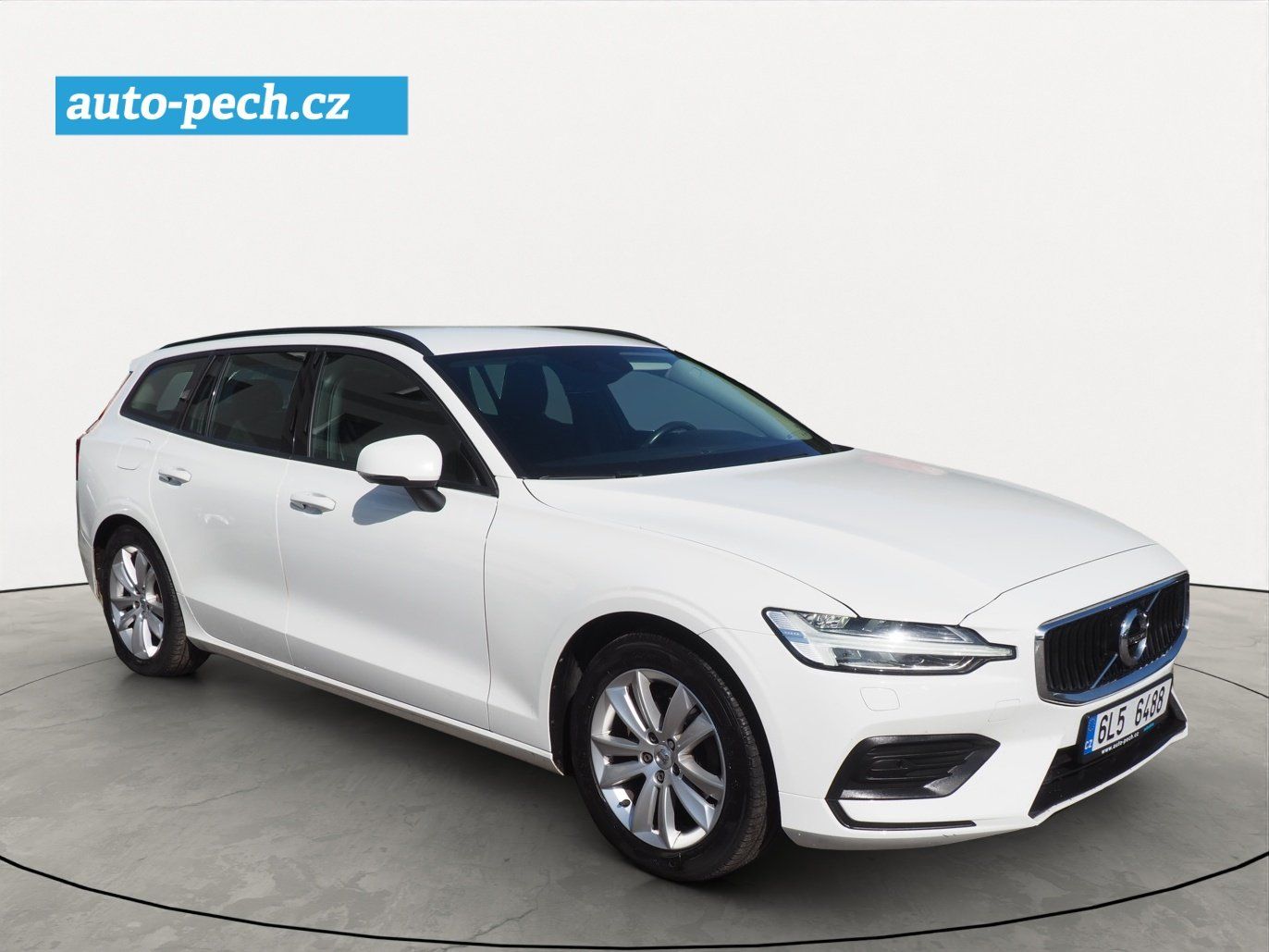Volvo V60, 2.0 D3 momentum, nové rozvody - fotka 5