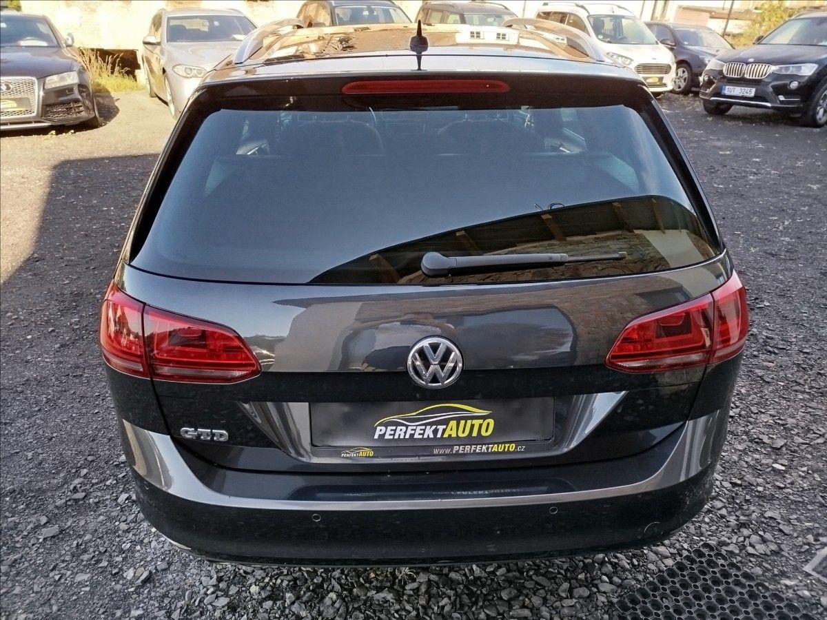 Volkswagen Golf, 2,0 GTD 135kW,NEZÁVISLÉ TOPENÍ - fotka 5