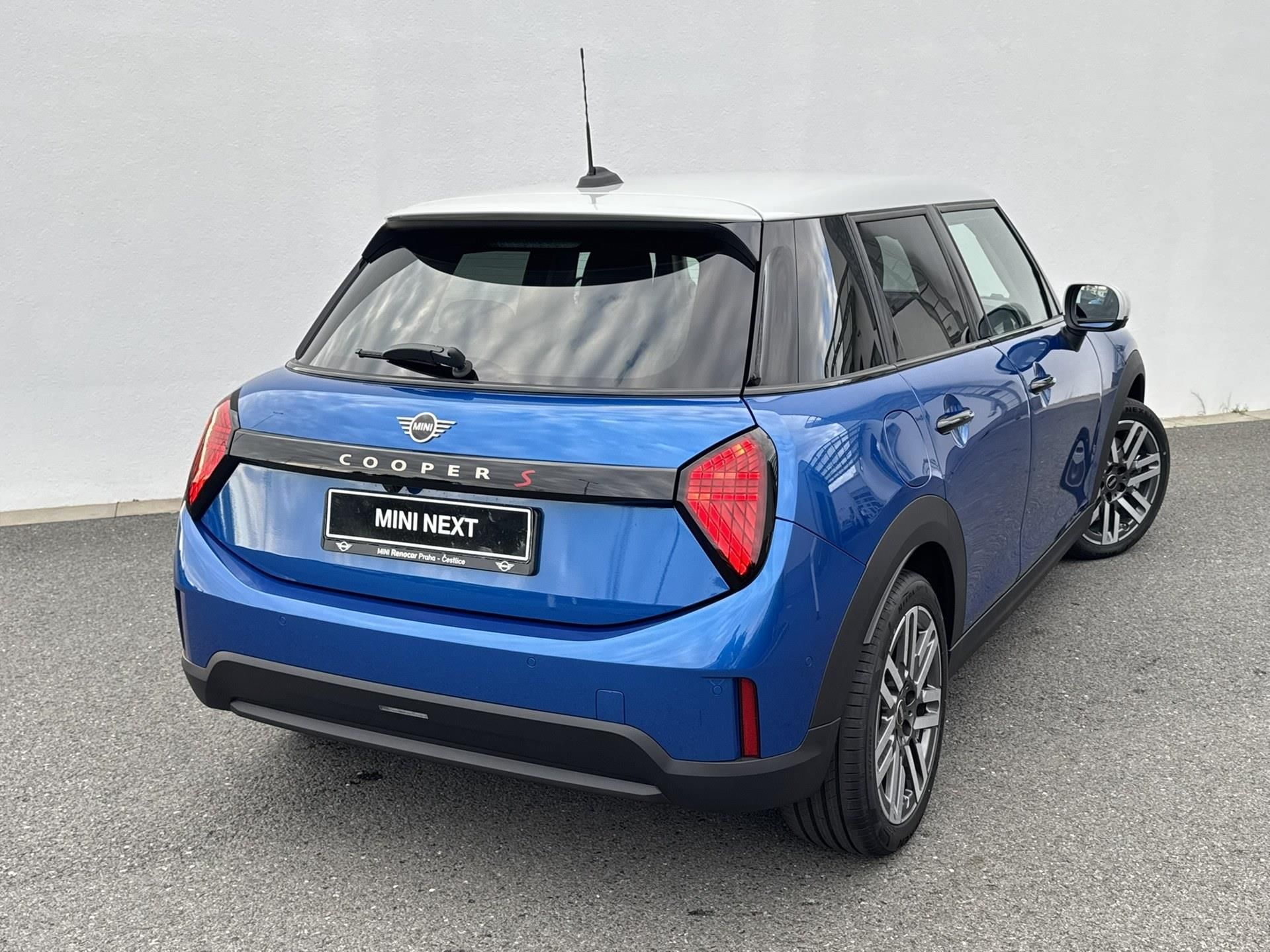Mini Cooper, 5 door (F65) S - fotka 2