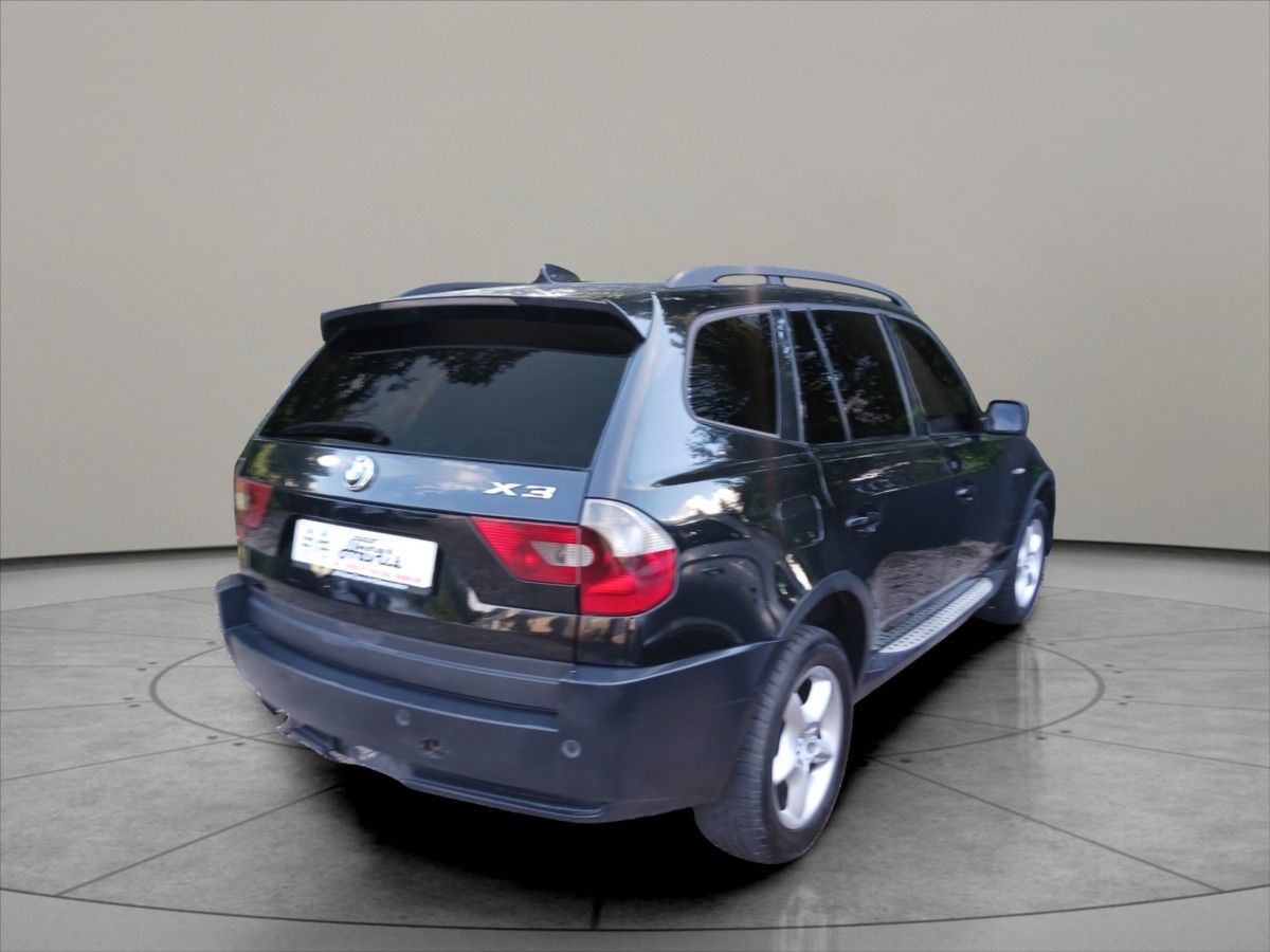 BMW X3, 3,0 D 4x4 automat 150kW - fotka 5