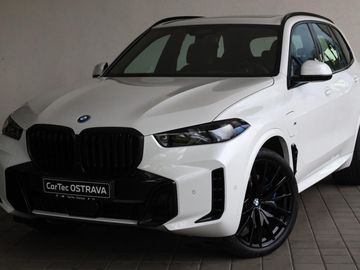 xDrive50e