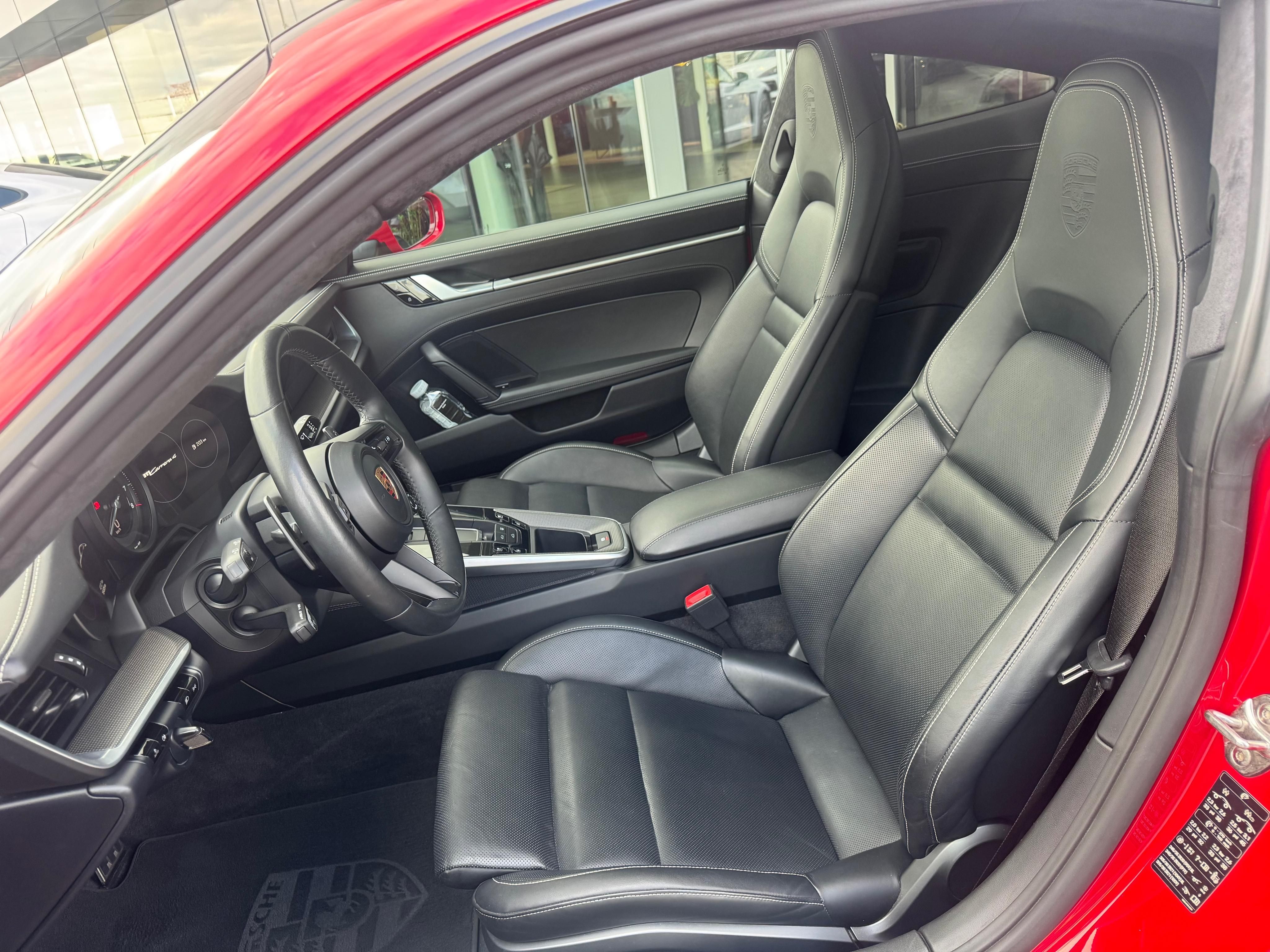 Porsche 911, 992 CARRERA 4 283KW DPH 1.MAJ - fotka 5