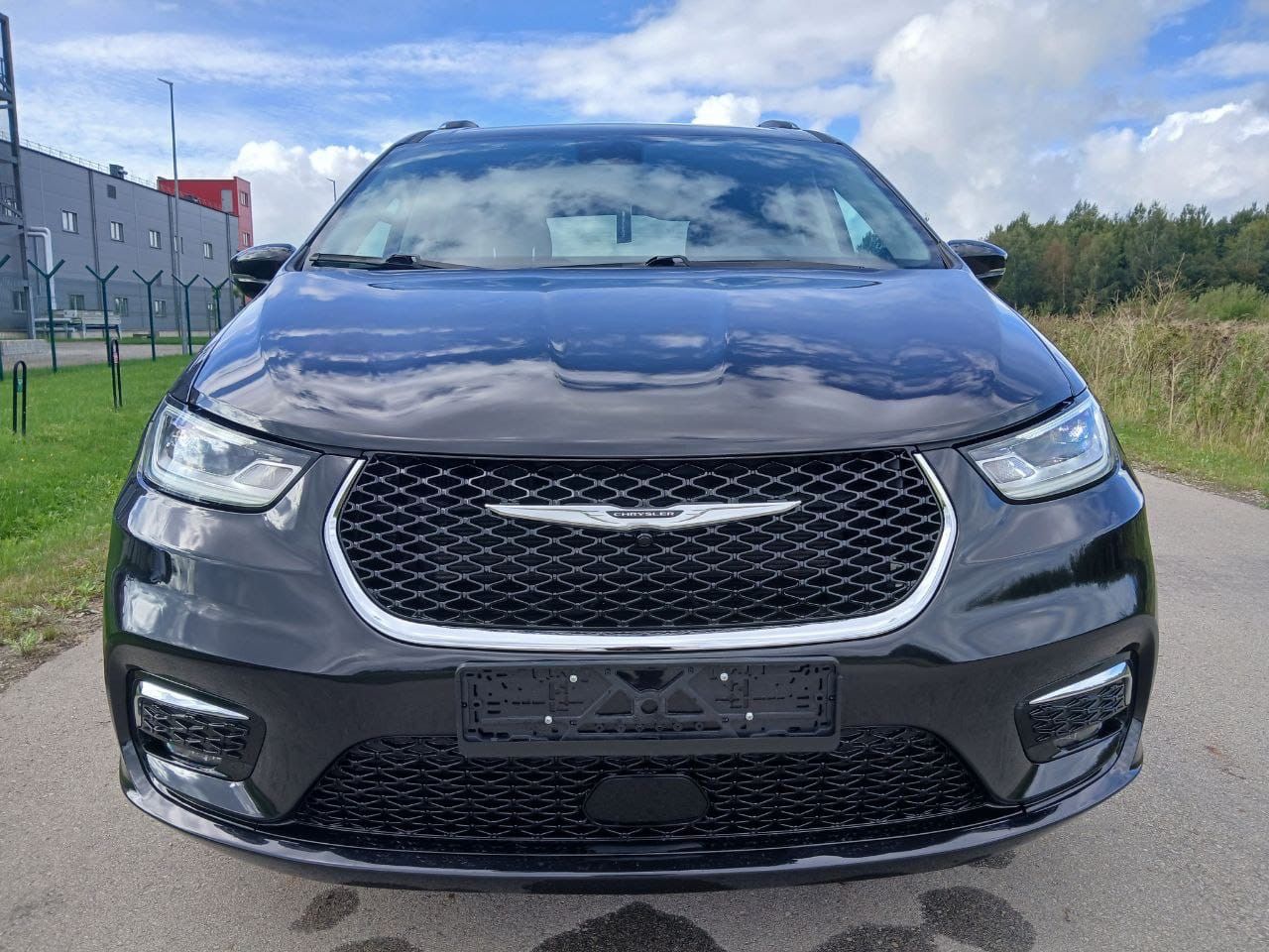 Chrysler Pacifica, 3.6L AWD Touring L - fotka 3