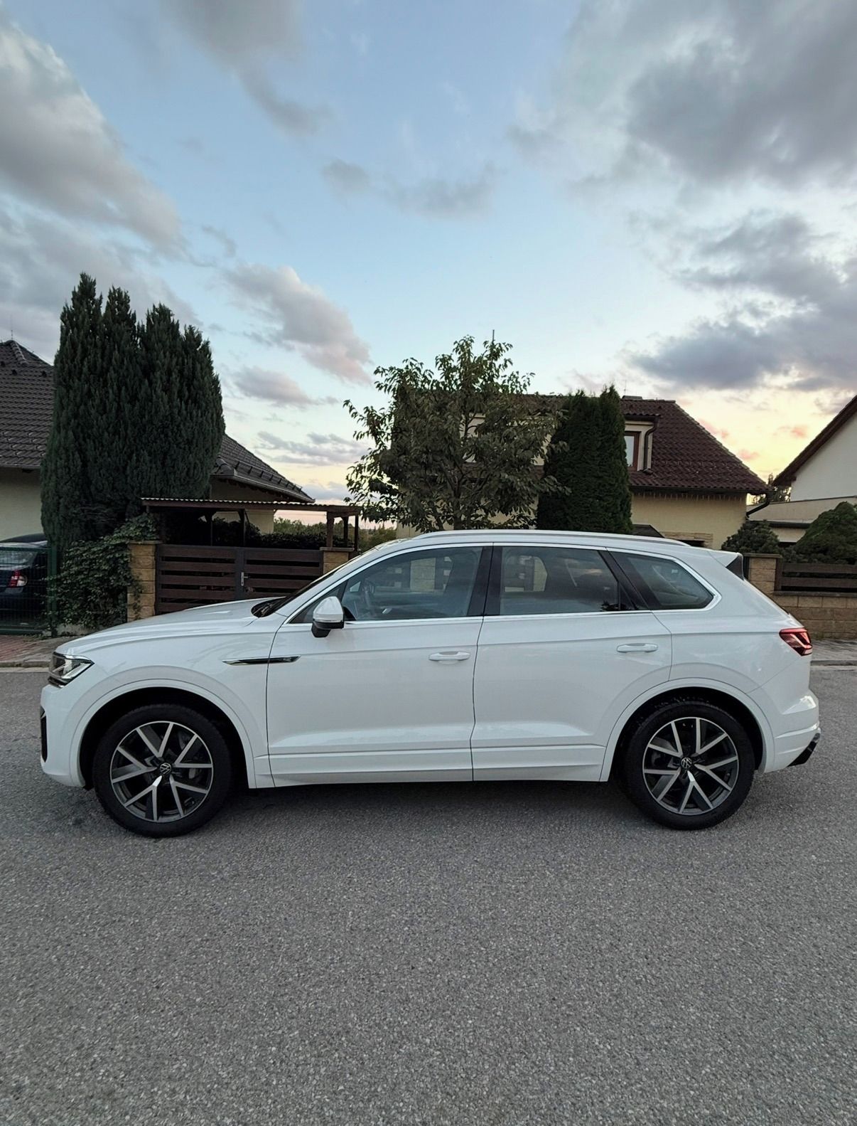 Volkswagen Touareg, Volkswagen Touareg R-Line 3.0 - fotka 3
