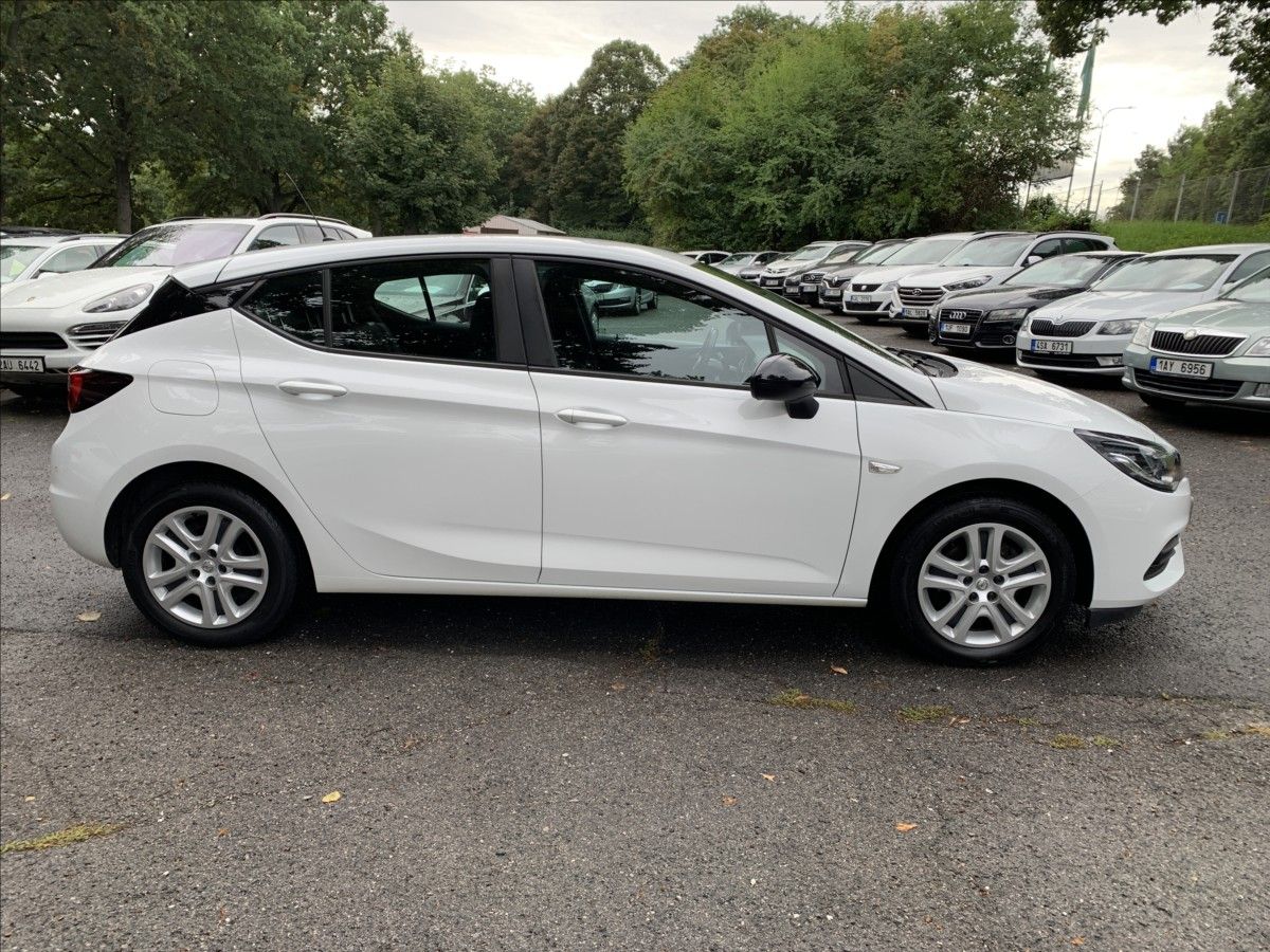 Opel Astra, 1,5 CDTI EDITION 1.MAJITEL,ČR - fotka 4