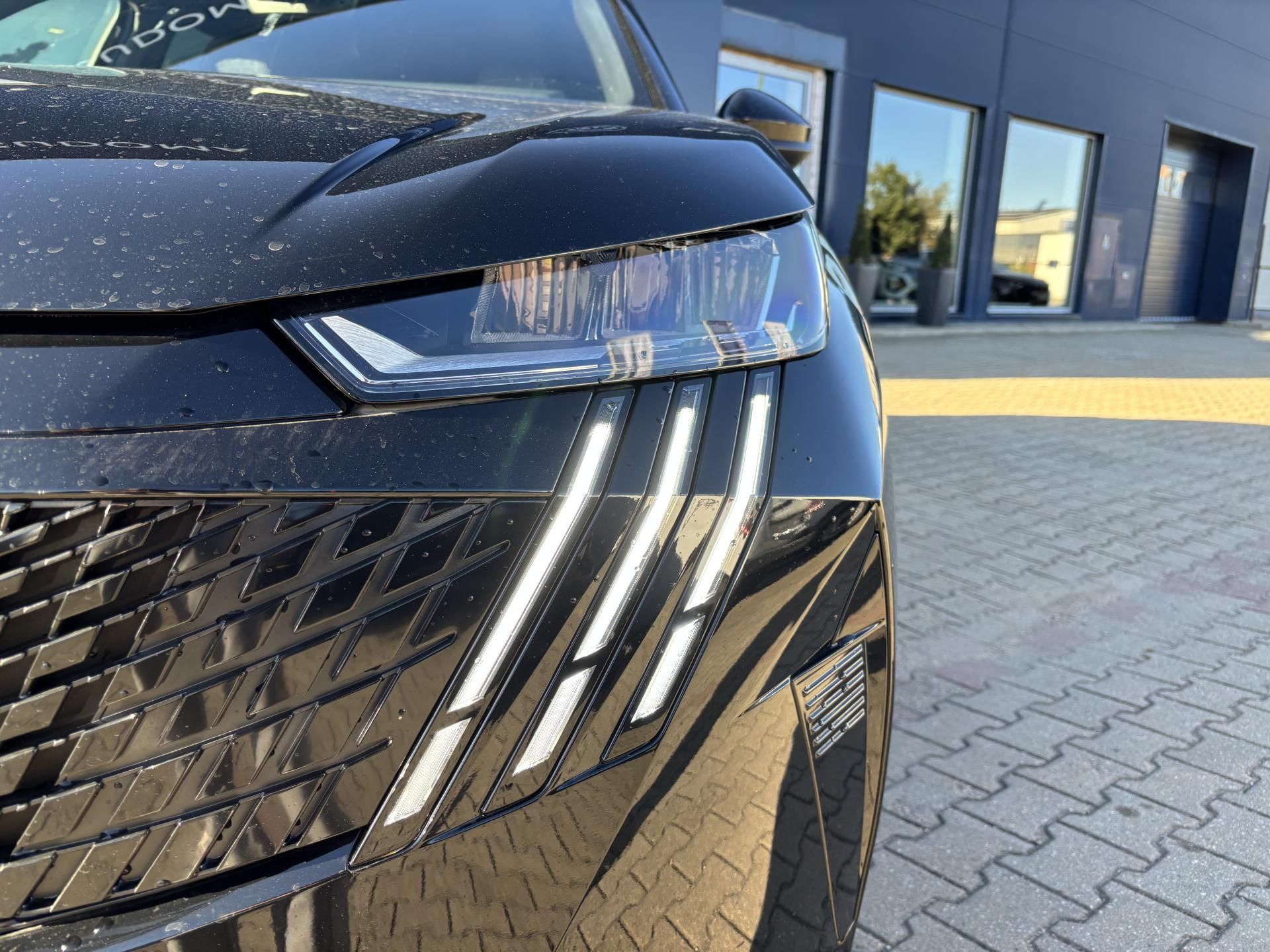 Peugeot 5008, ALLURE Hybrid 145 e-DCS6 - fotka 3