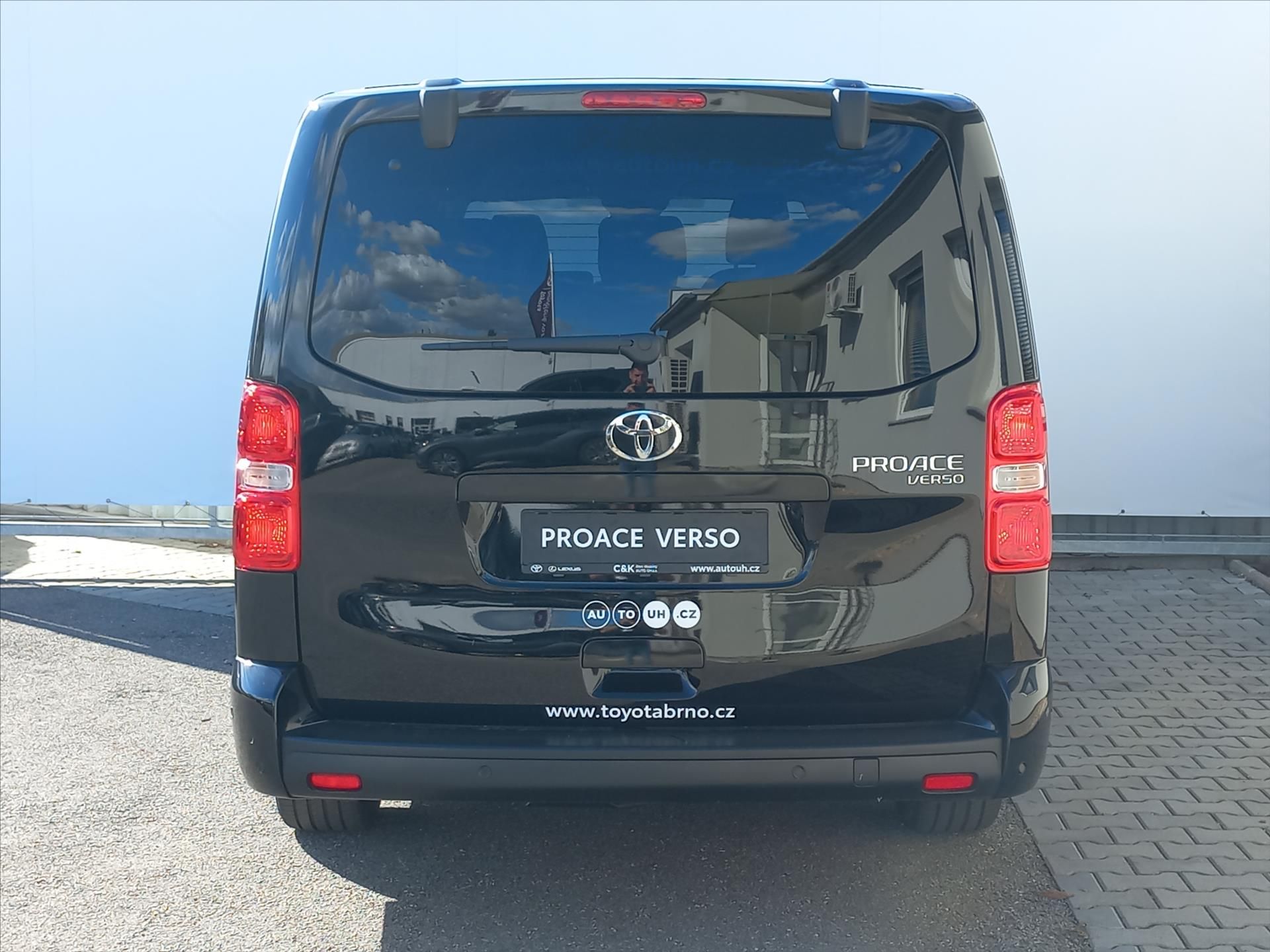 Toyota Proace Verso, 2,0 Diesel 177k  8st. A/T L2 - fotka 6