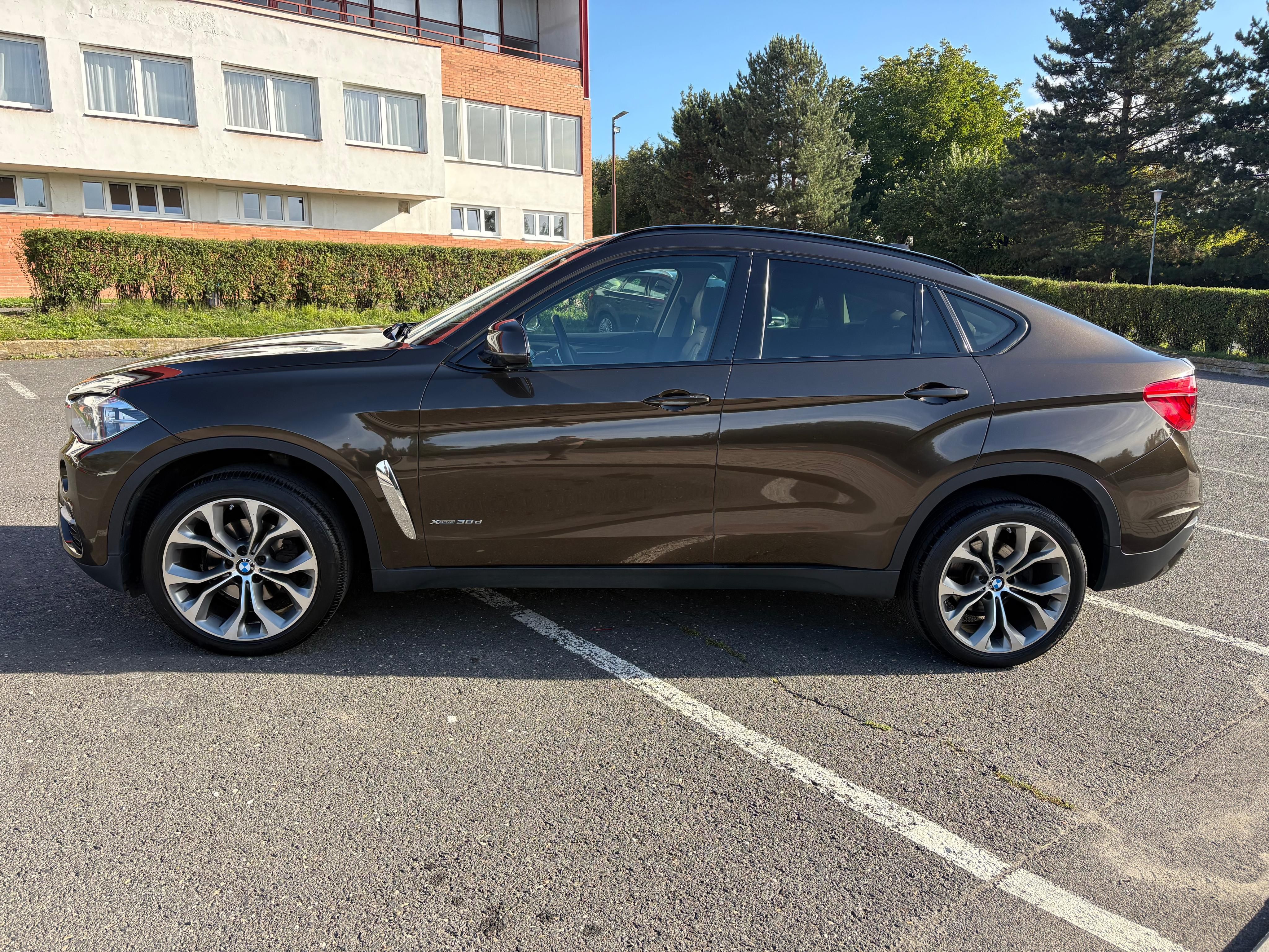BMW X6, xDrive30d/ČR-2. maj./DPH - fotka 4