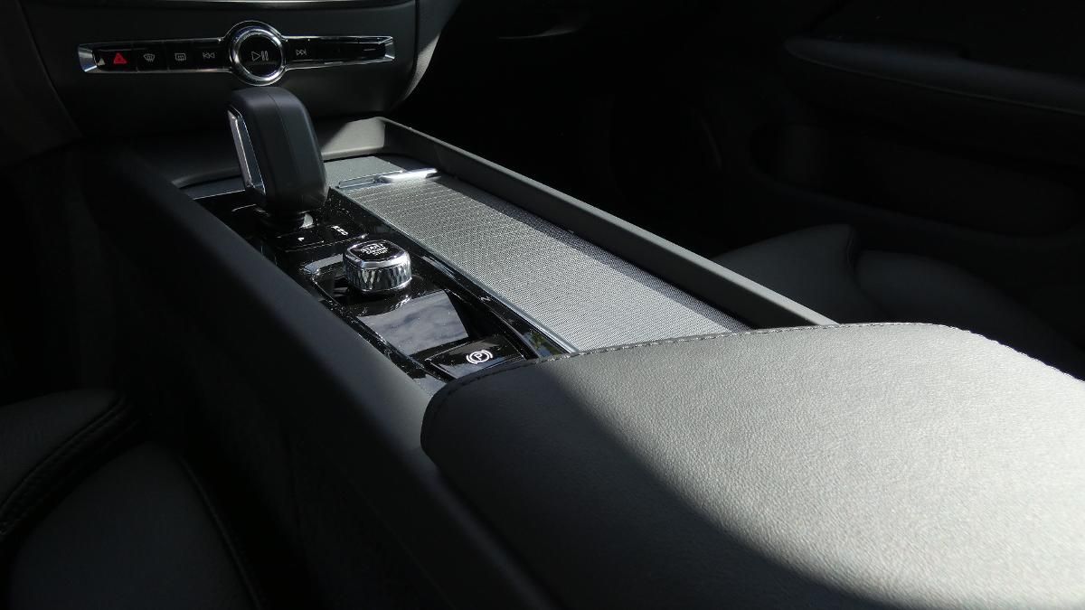 Volvo S60, B5 AWD Ultimate Dark - fotka 6
