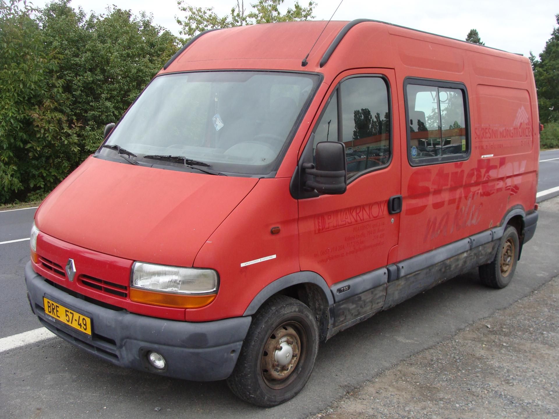 Renault Master, 2.5 D, L2H2, 6 míst,167000 km!