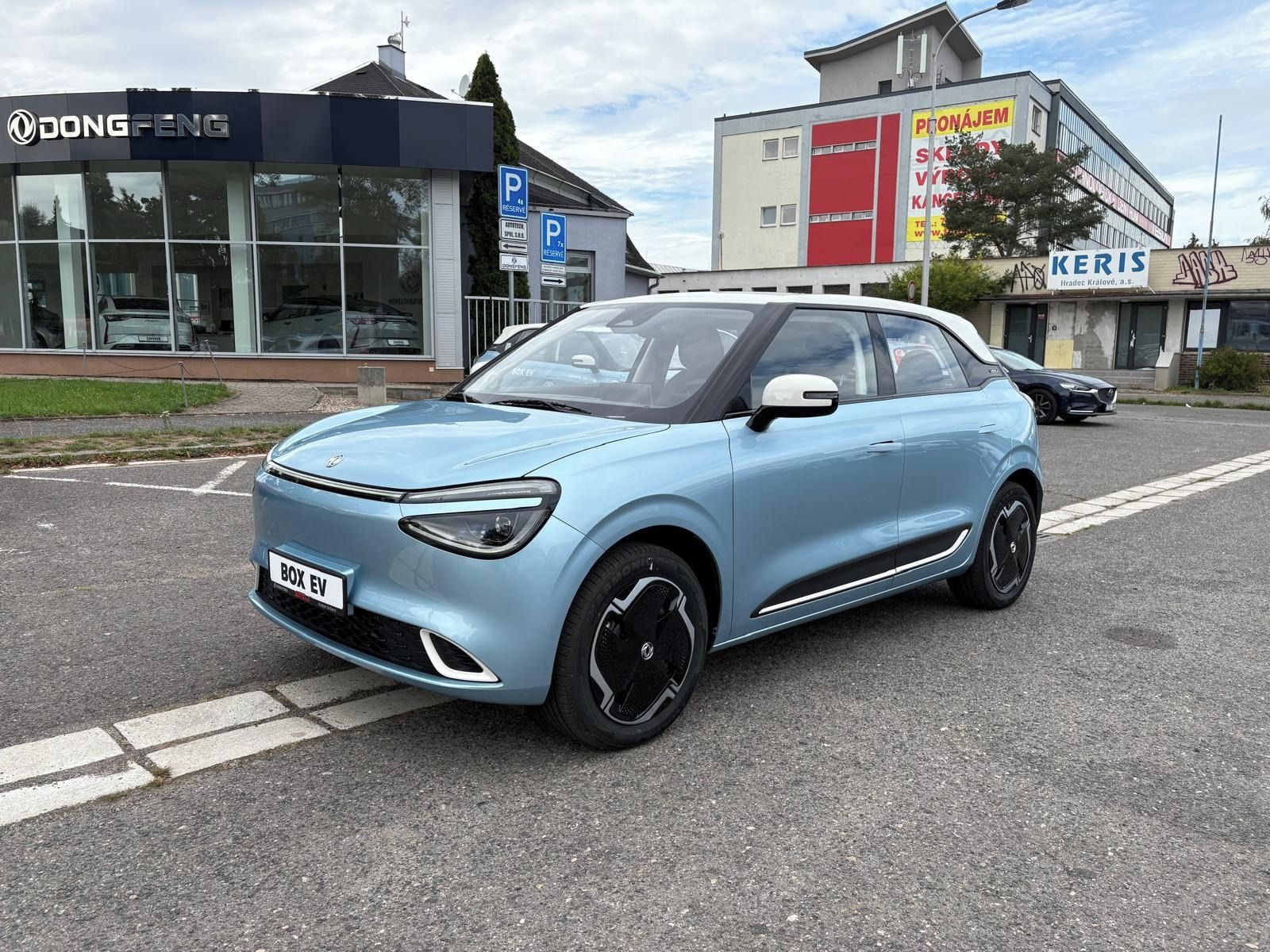 Dongfeng Box, E1 31,4 kWh Falling Rain Blue