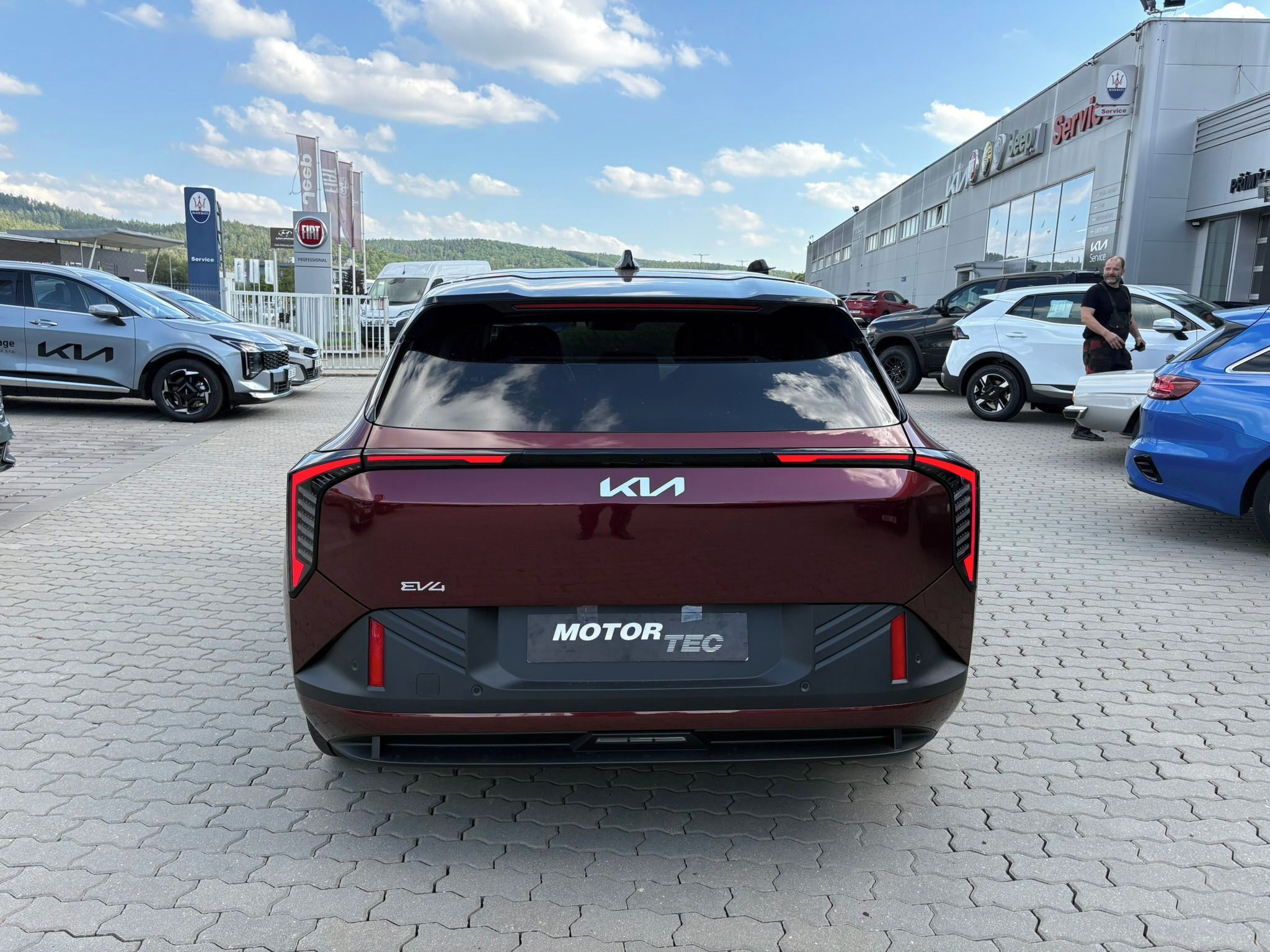 Kia EV4, 4x2 EARTH 150 KW + 81,4 KWH - fotka 6