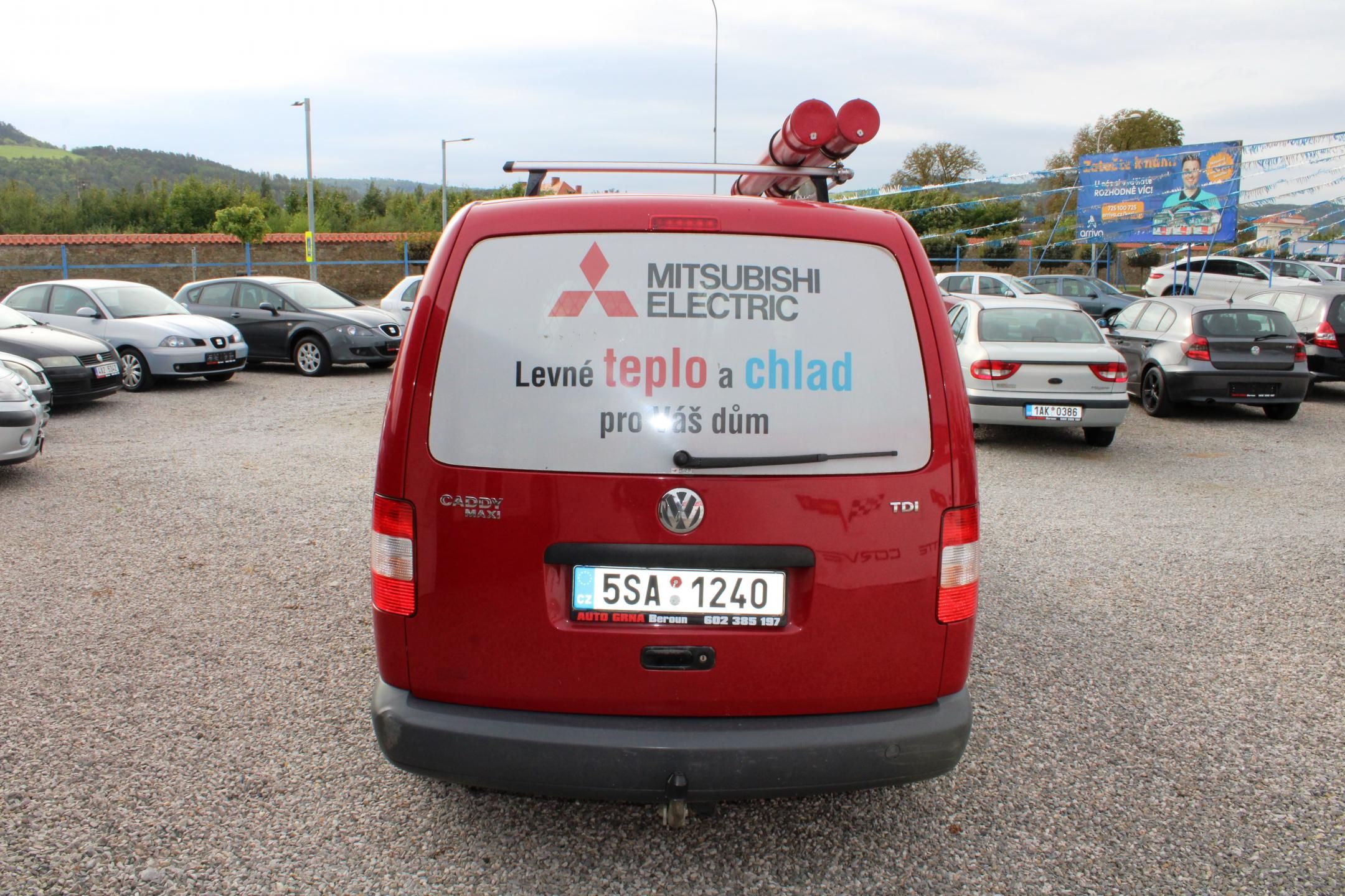 Volkswagen Caddy, 1,9TDI MAXI ÚPRAVA NA OBYTNÉ - fotka 6