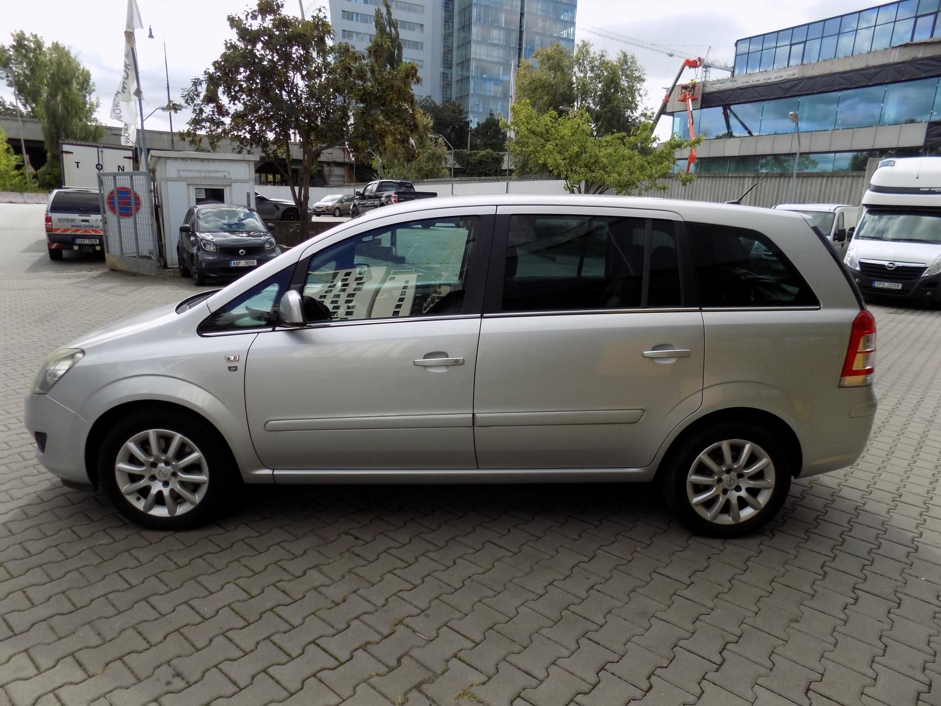Opel Zafira, 1.6 T CNG - fotka 4