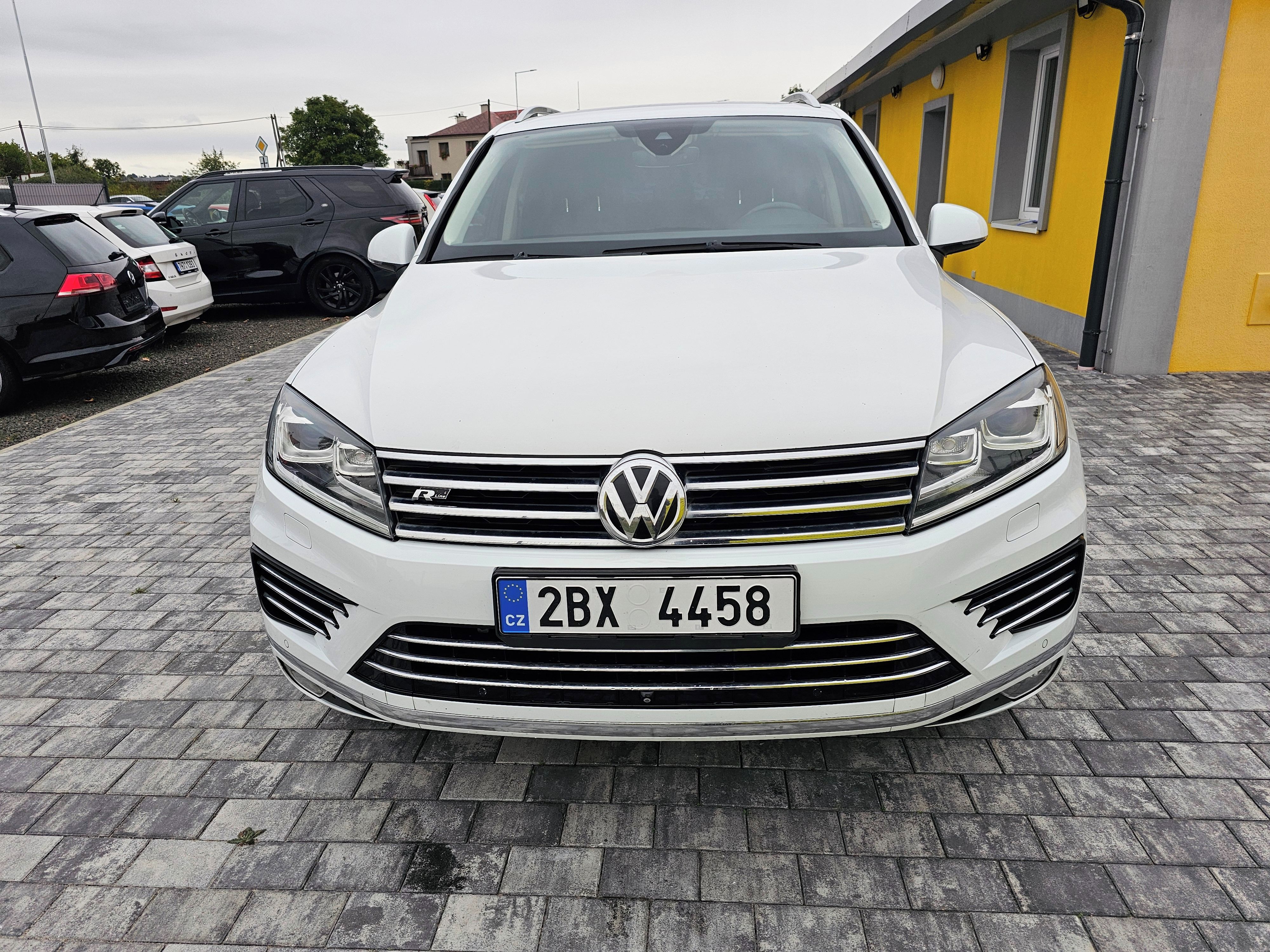 Volkswagen Touareg, 3.0TDI 193kW, R-Line - fotka 3