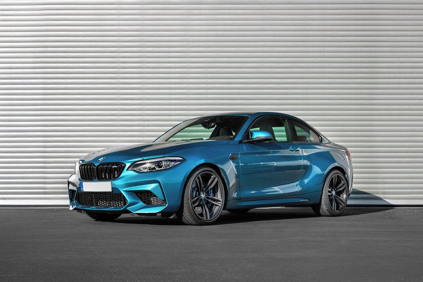 BMW M2, Competition Manual