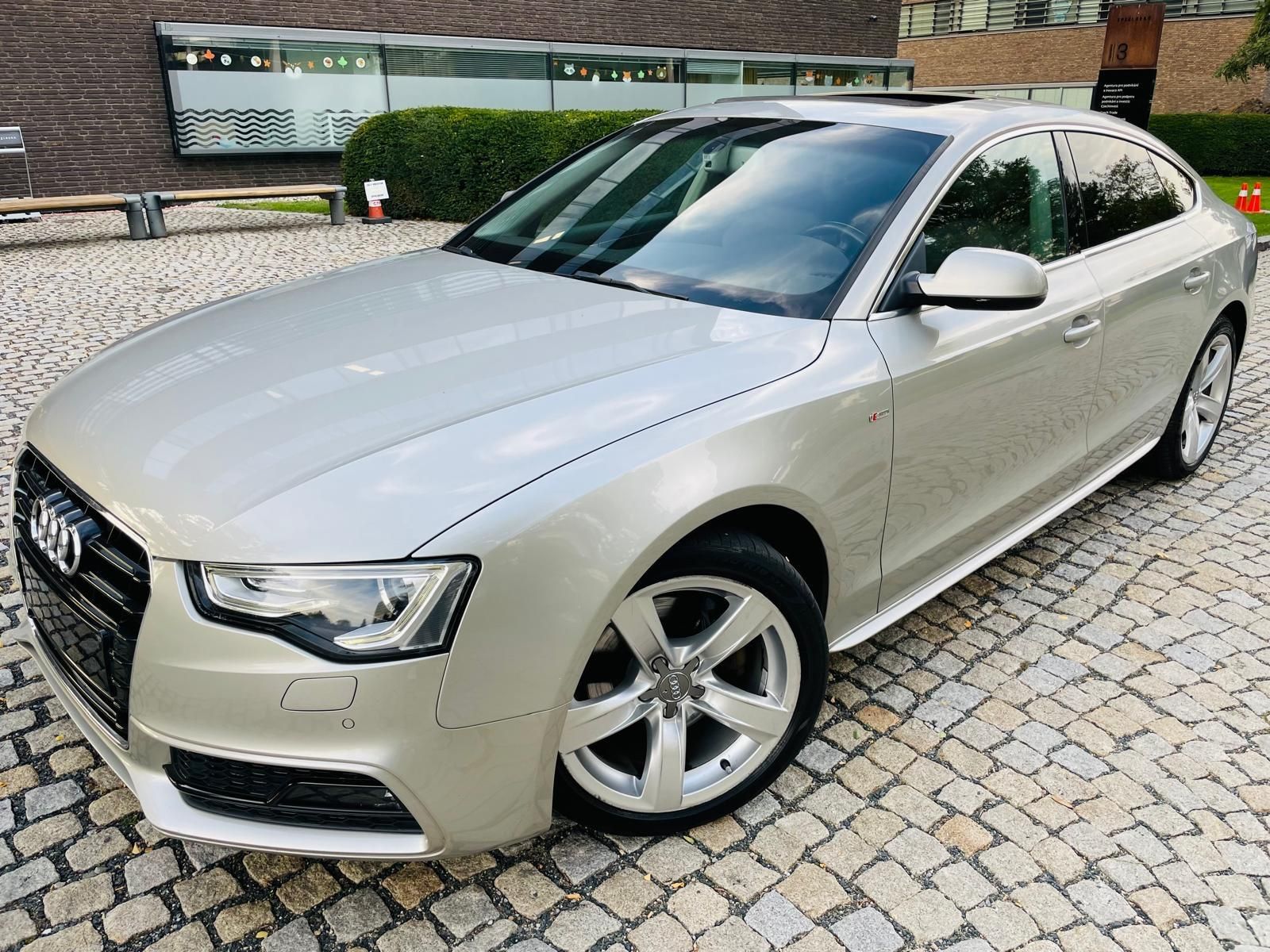 Audi A5, 2.0TDI MANUÁL SPORTBACK S-LINE - fotka 3