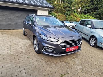 2.0 TDCi, TITANIUM, nez.topení
