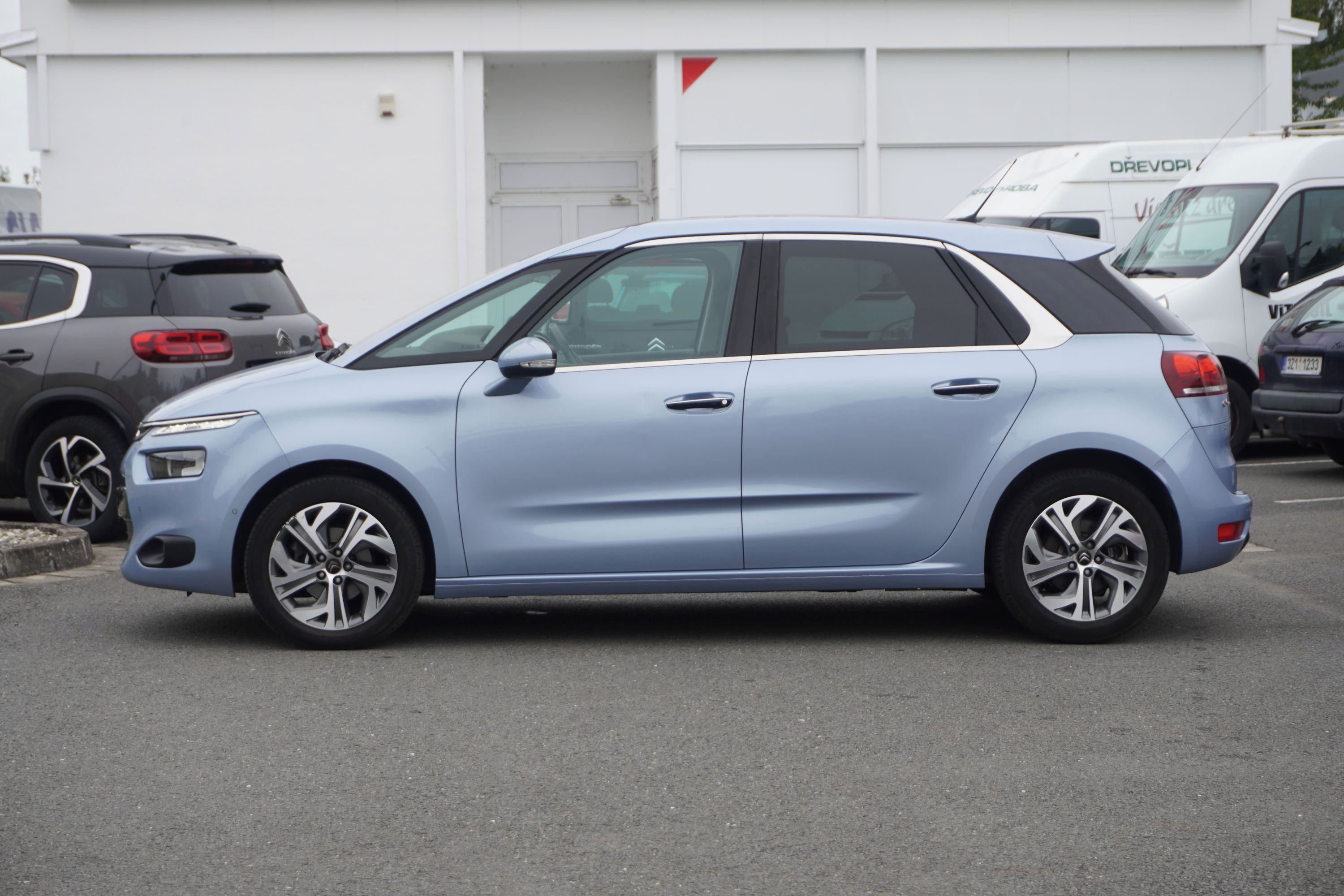 Citroën C4 Picasso, 1.6BHDi 120 MAN6 FEEL - fotka 2