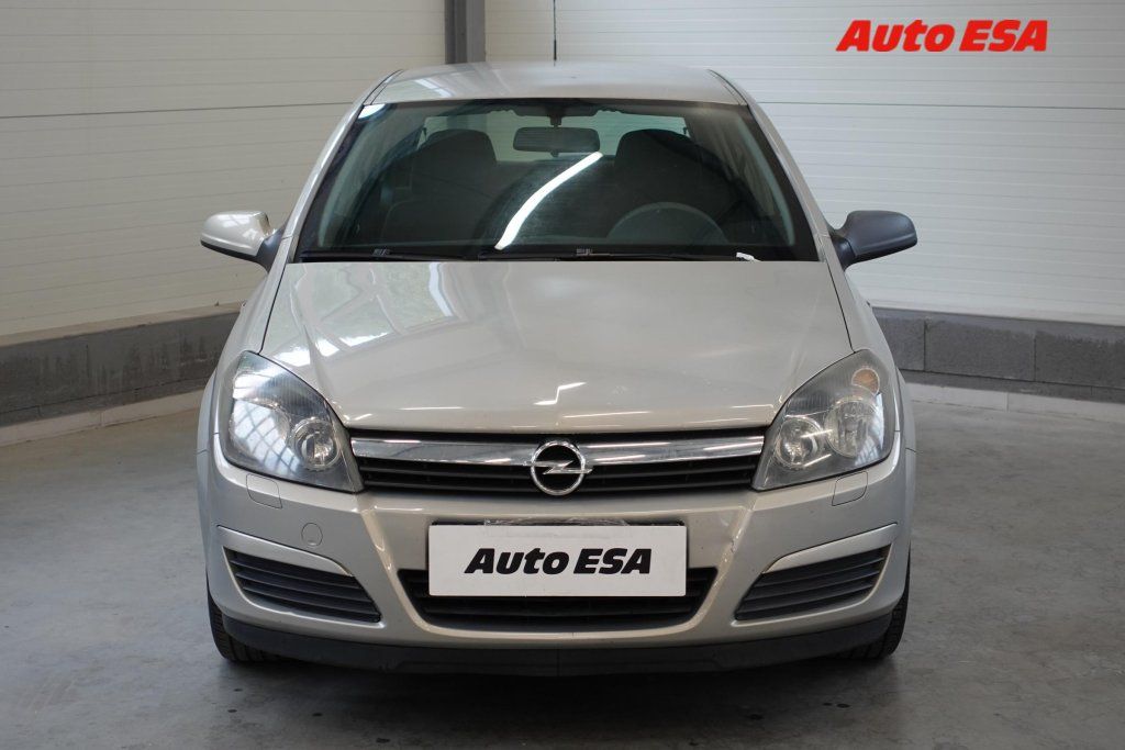 Opel Astra, 1.6i,ČR,AC,STK9/27 - fotka 2