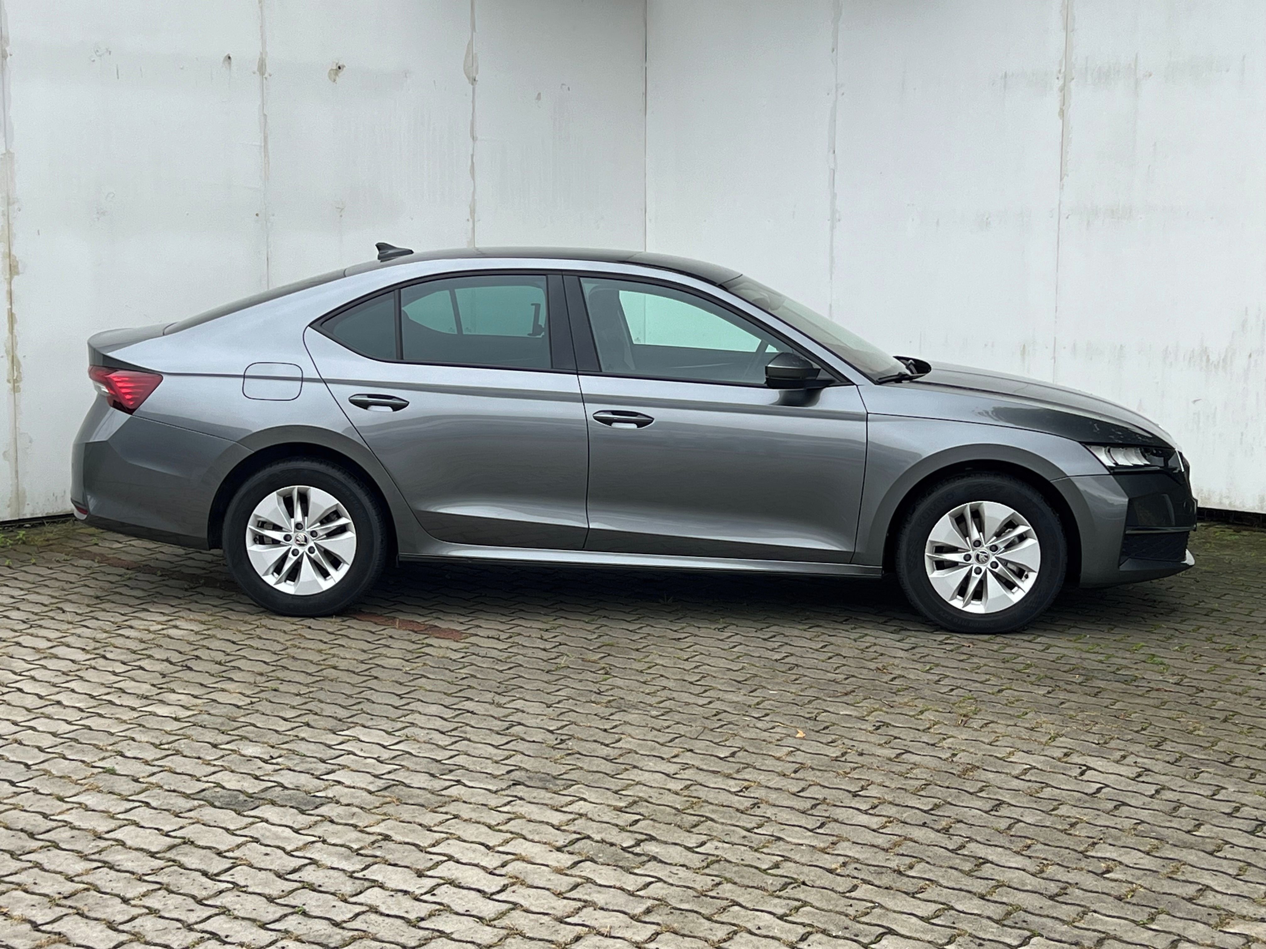 Škoda Octavia, 2,0 TDI / 85kW Selection - fotka 4