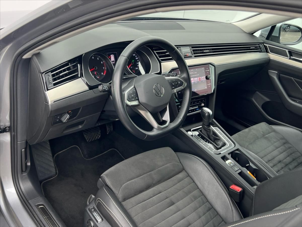Volkswagen Passat Variant, 1,5 TSi 110kW 7DSG ELEGANCE  B - fotka 6