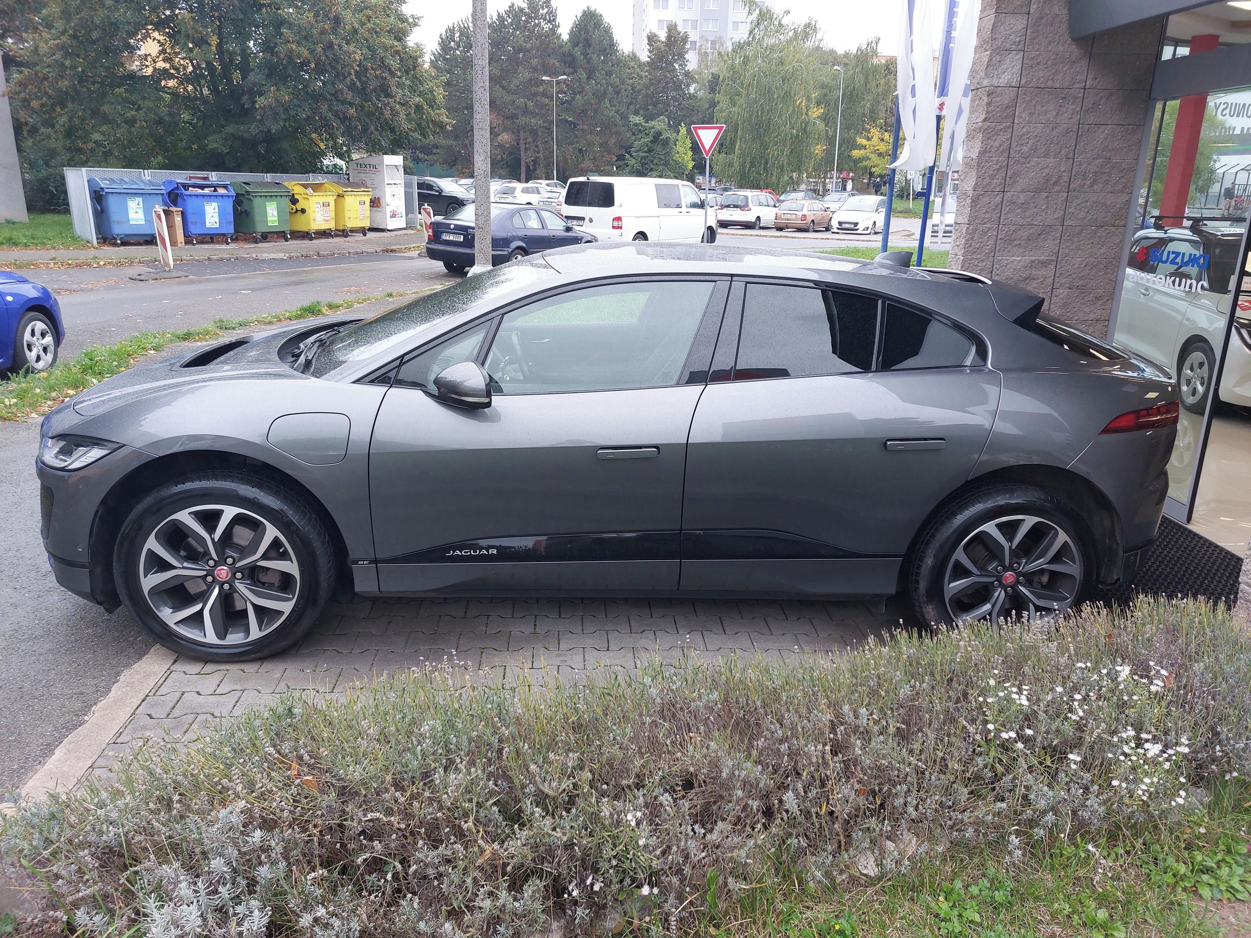 Jaguar I-Pace, EV400 4WD - fotka 4