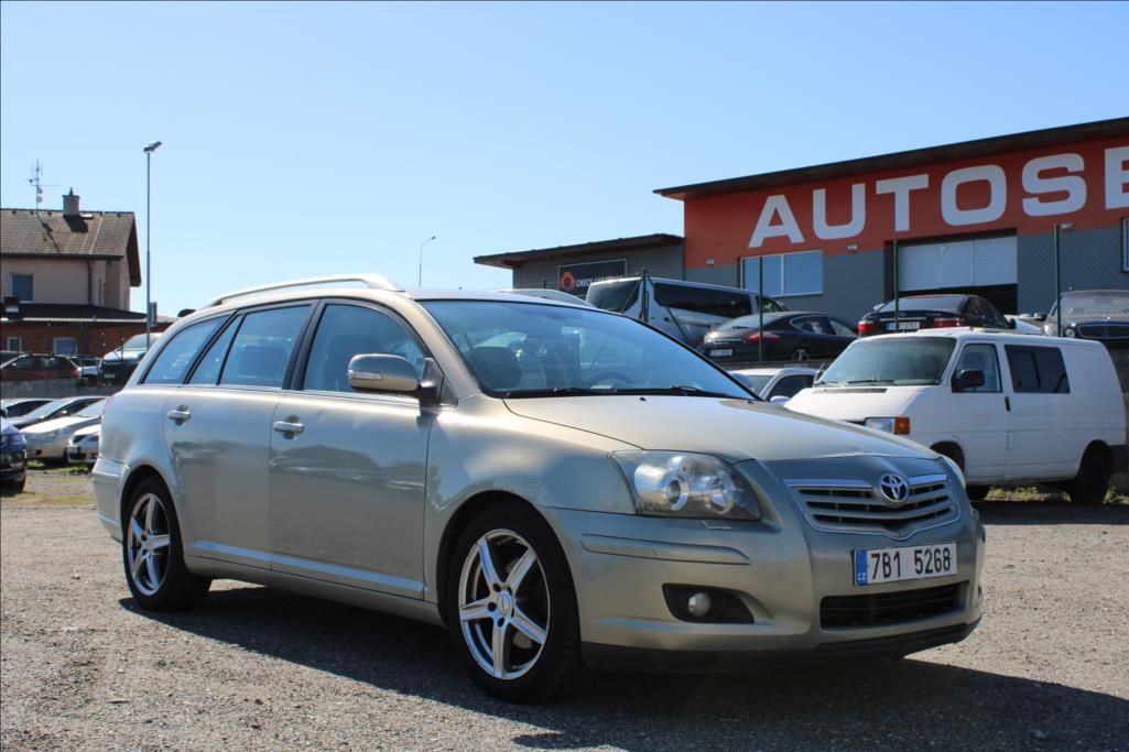 Toyota Avensis, 2,2 D4-D  DIG.KLIMA, STK 4/27 - fotka 3
