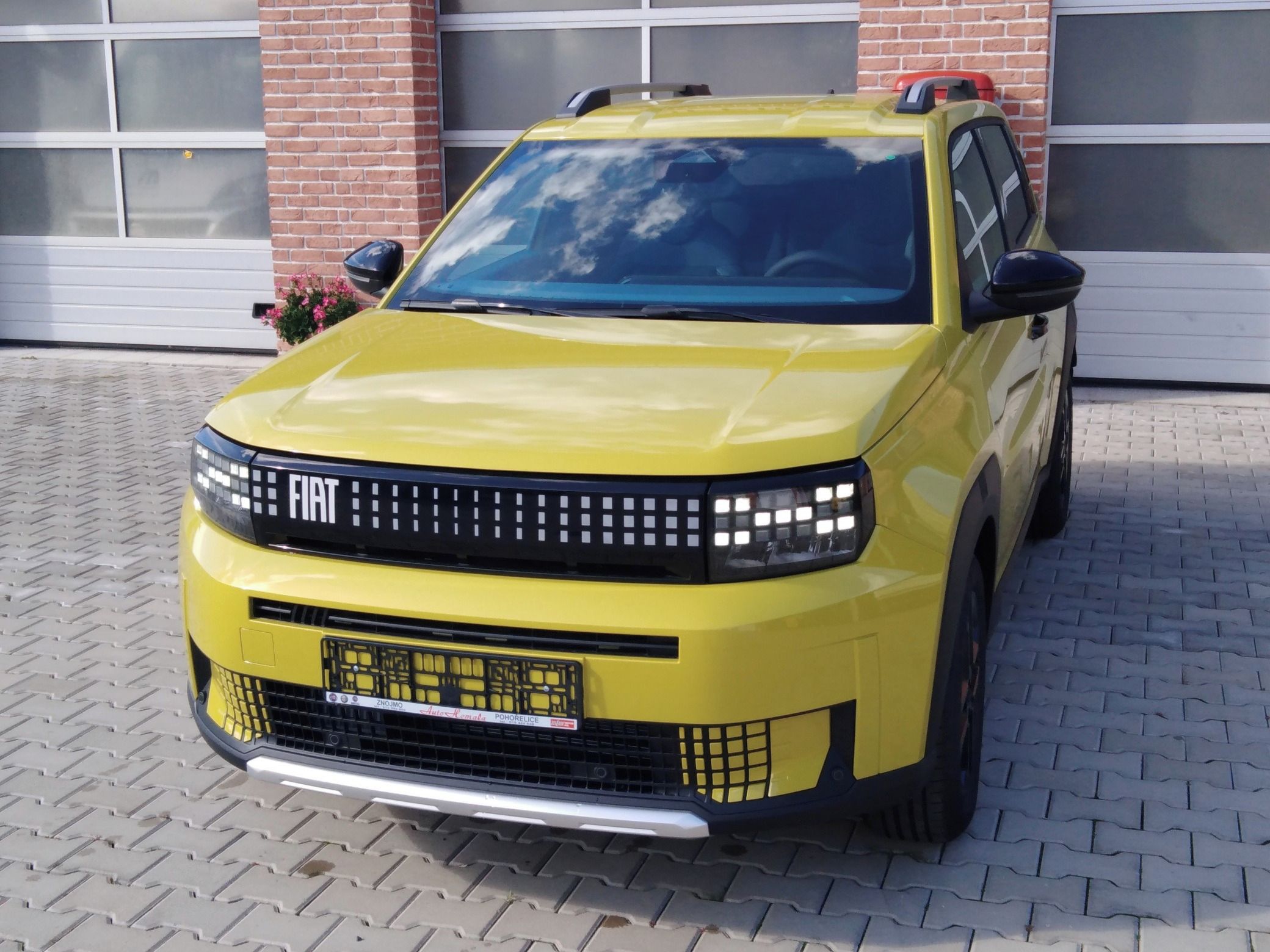 Fiat Grande Panda, 1.2 Turbo Hybrid 110k eDC ICON