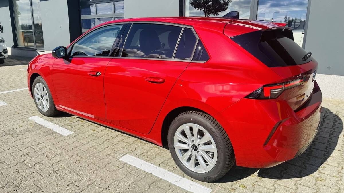 Opel Astra, Elegance HB 1.5 CDTI 96kW/130k - fotka 6