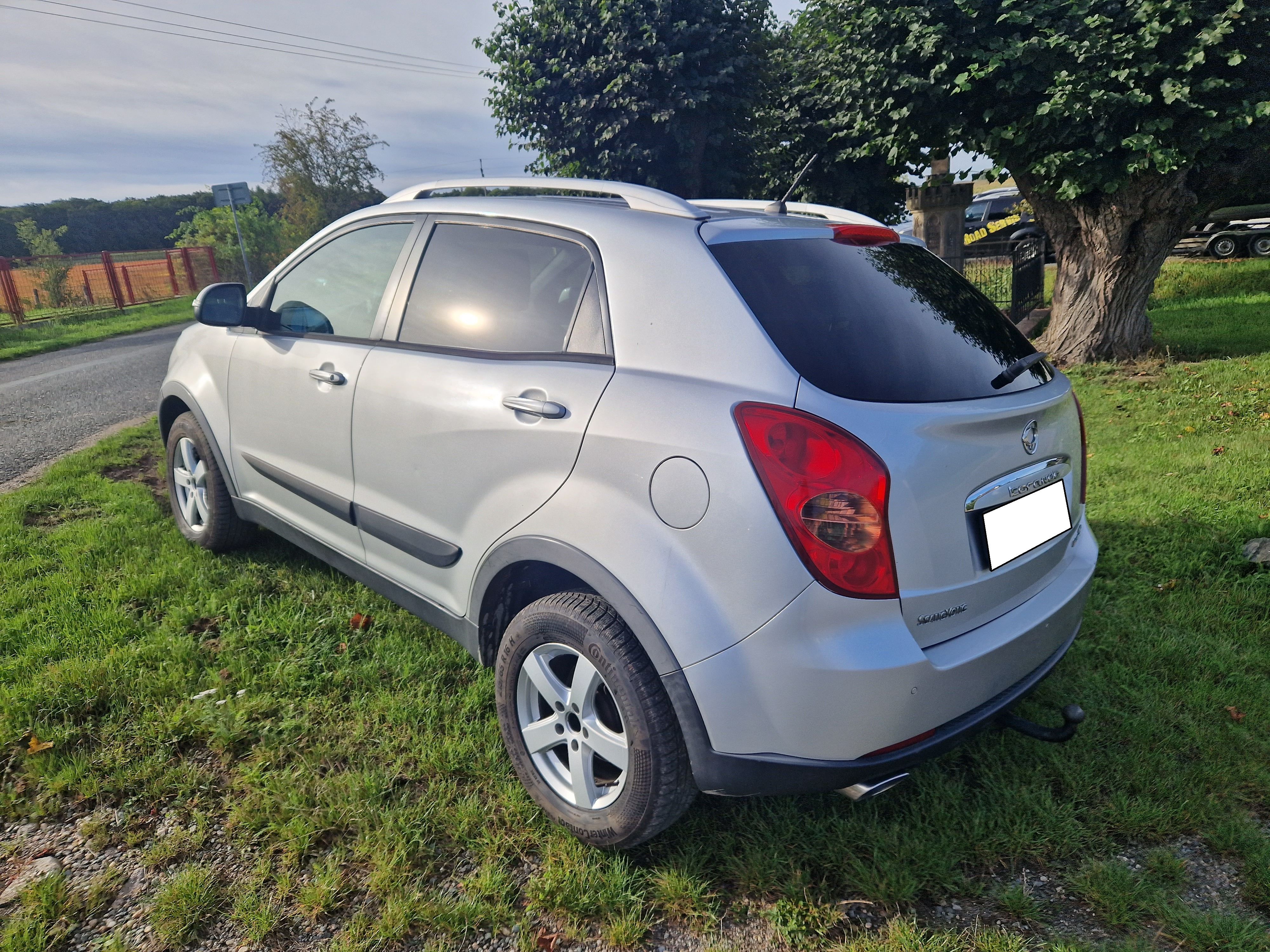 SsangYong Korando, 2.0 XDi  4x4 - fotka 5