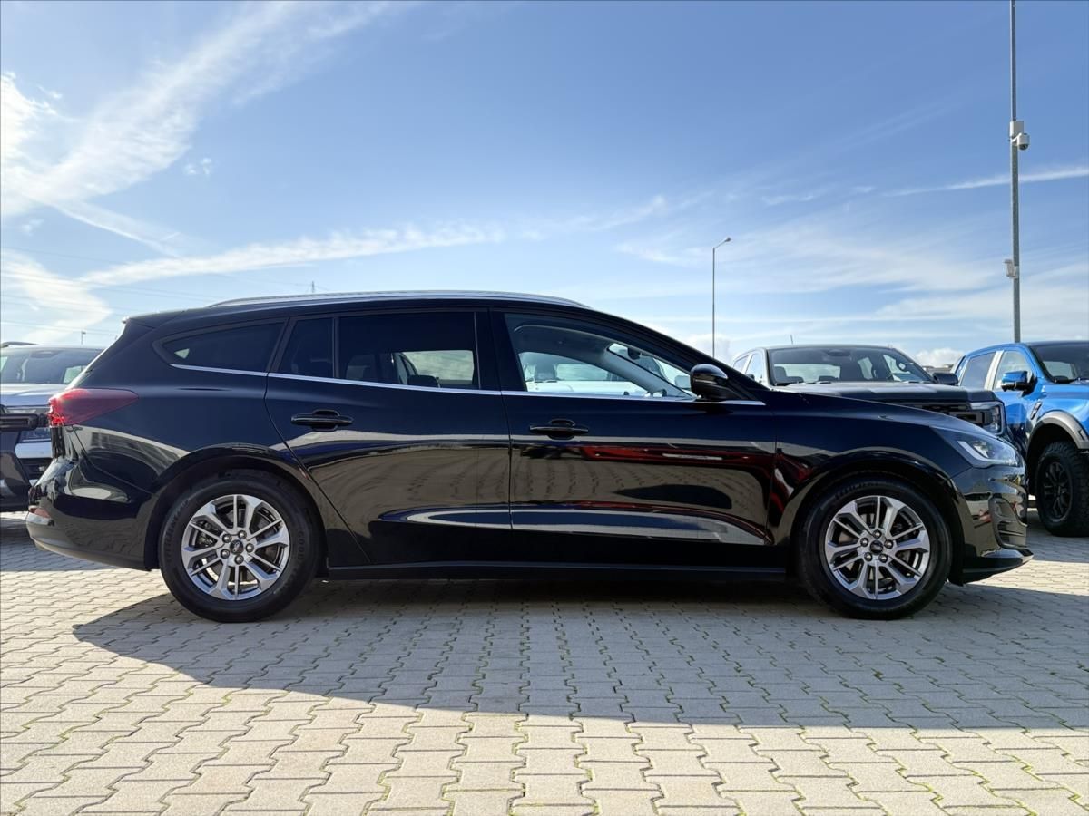 Ford Focus, 1,5 EcoBlue 85kW TitaniumX AUT - fotka 6