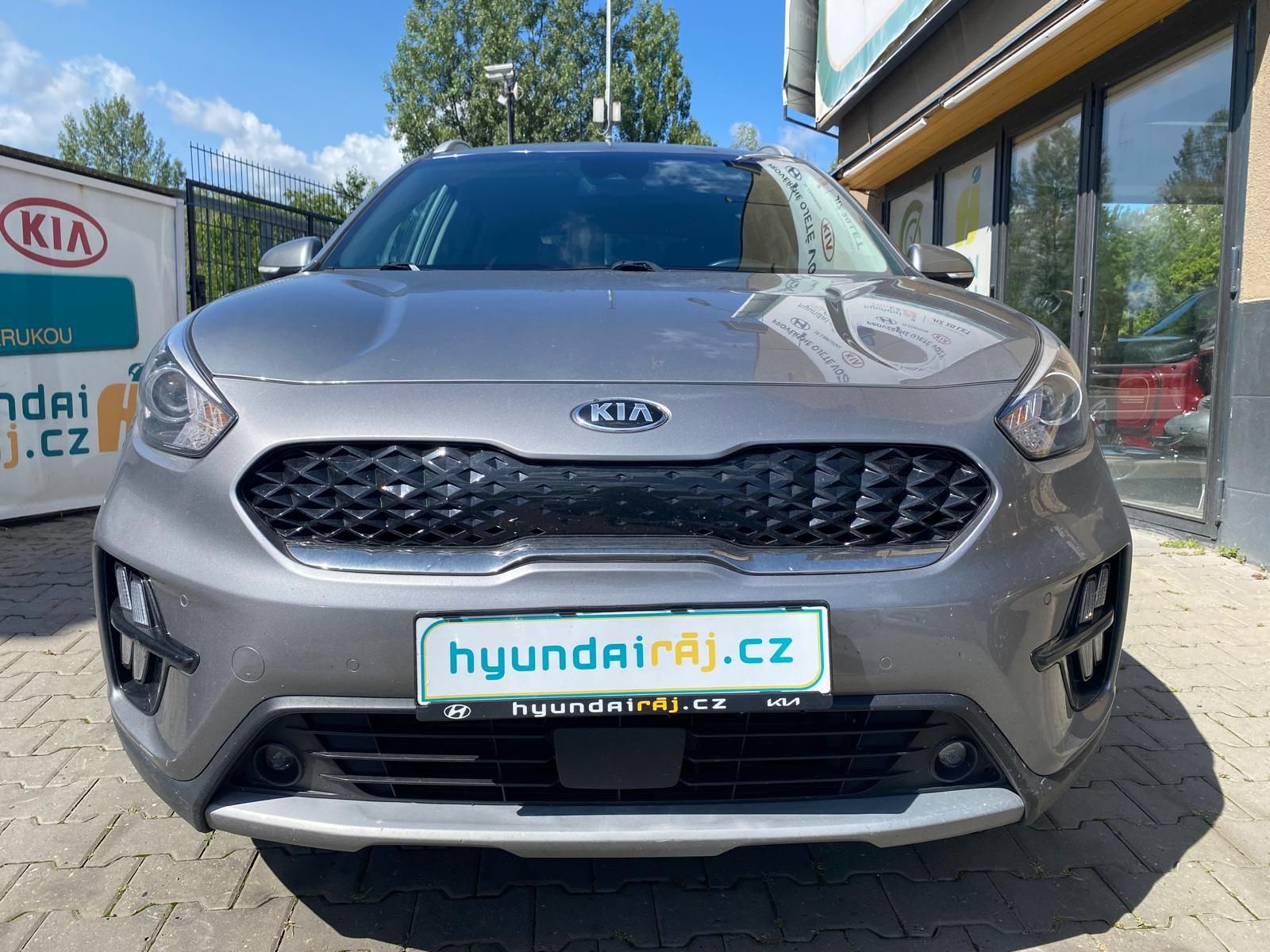Kia Niro, HYBRID-BA/EL-KŮŽE-KAMERA