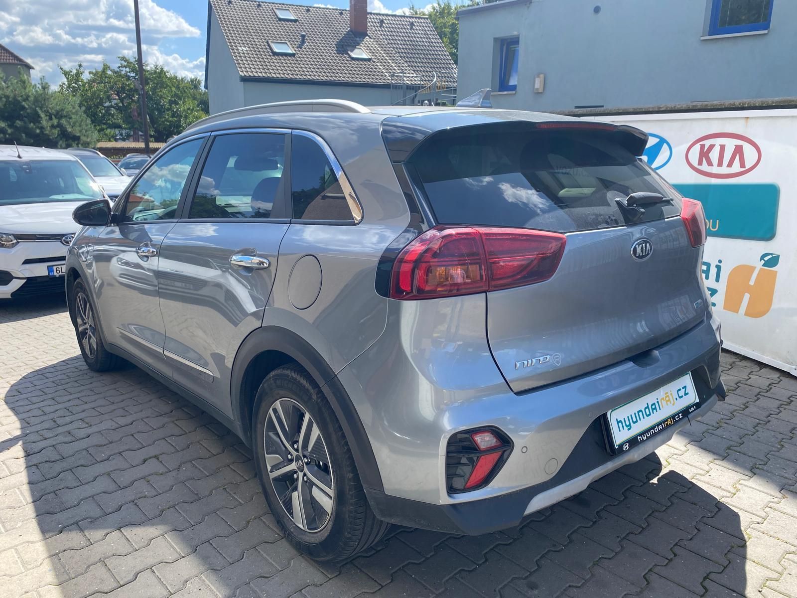 Kia Niro, HYBRID-BA/EL-KŮŽE-KAMERA - fotka 6