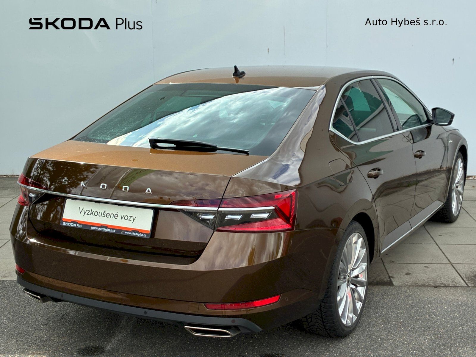 Škoda Superb, 2,0 TSI / 206 kW L&K DSG 4x4 - fotka 2