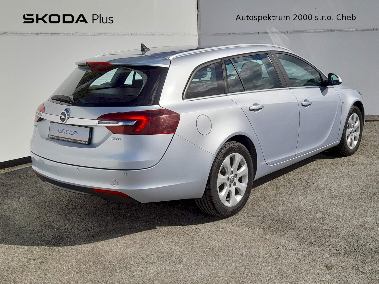 Opel Insignia, INSIGNIA SPORTS TOURER SW - fotka 2