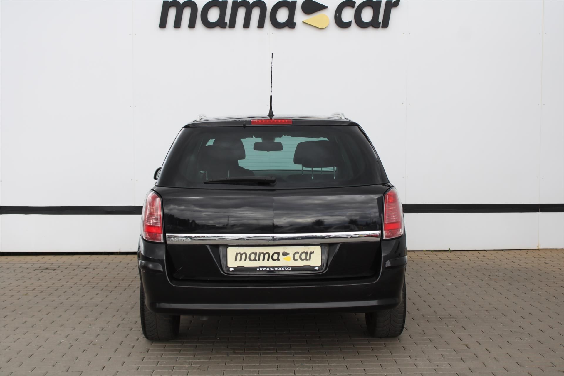 Opel Astra, 1.6i 85kW ENJOY KLIMATIZACE - fotka 6