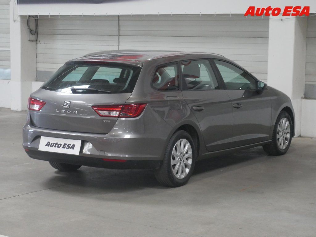 Seat Leon, 1.6 TDi,Style,LED - fotka 4