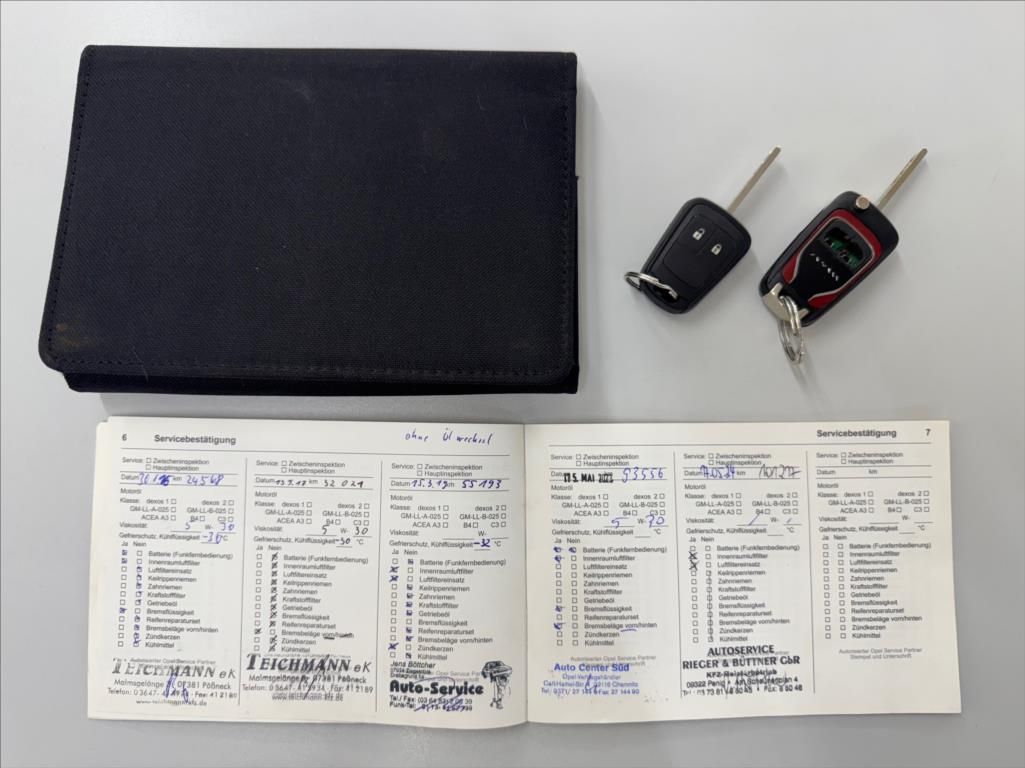 Opel Adam, 1,4 cena vč lakování nárazníků - fotka 3