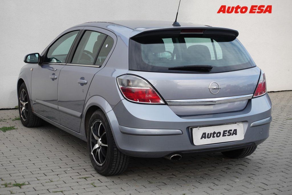 Opel Astra, 1.7CDTi,AC,tempo - fotka 4